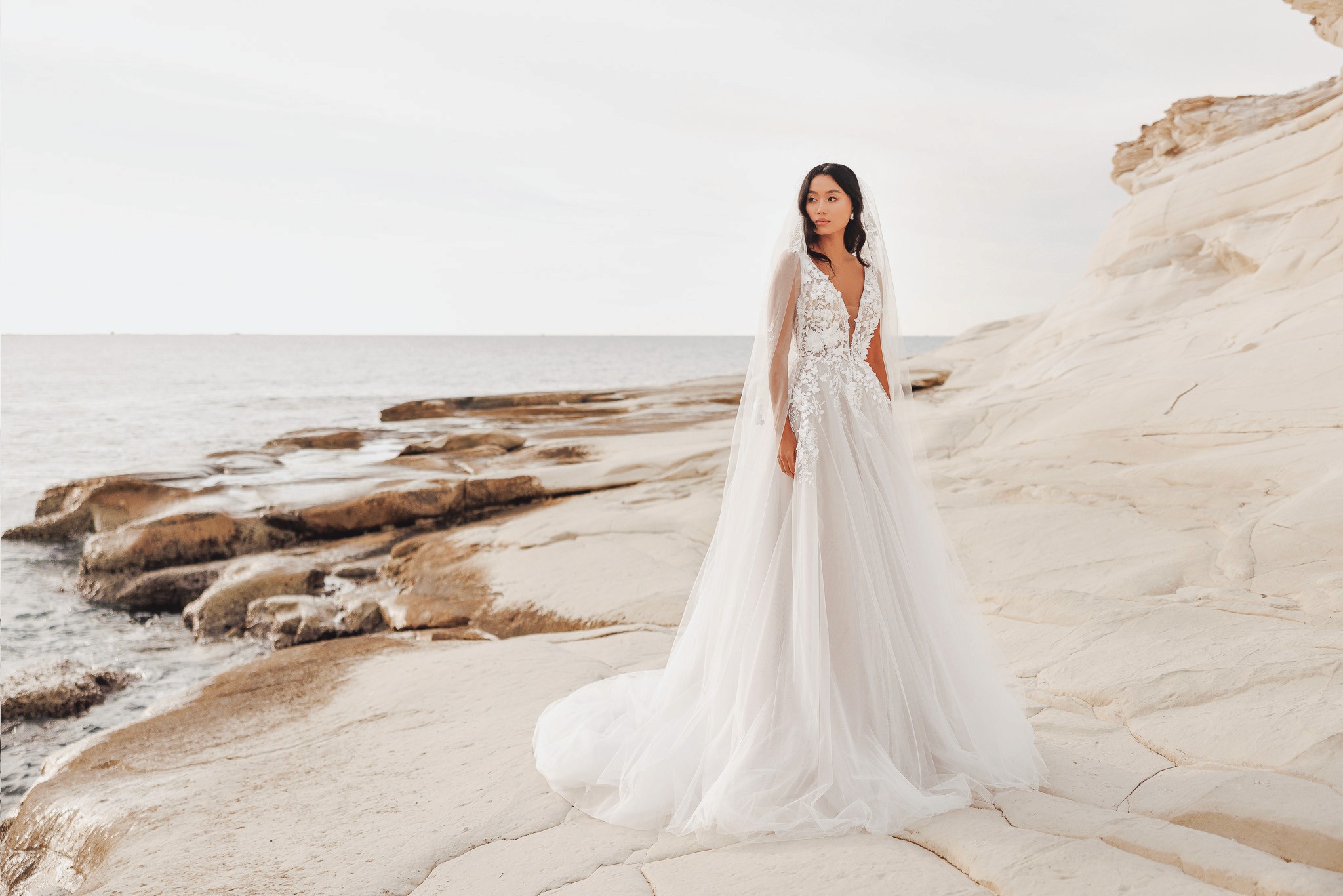 A-Linien Strandbrautkleid mit luftigem Rock
