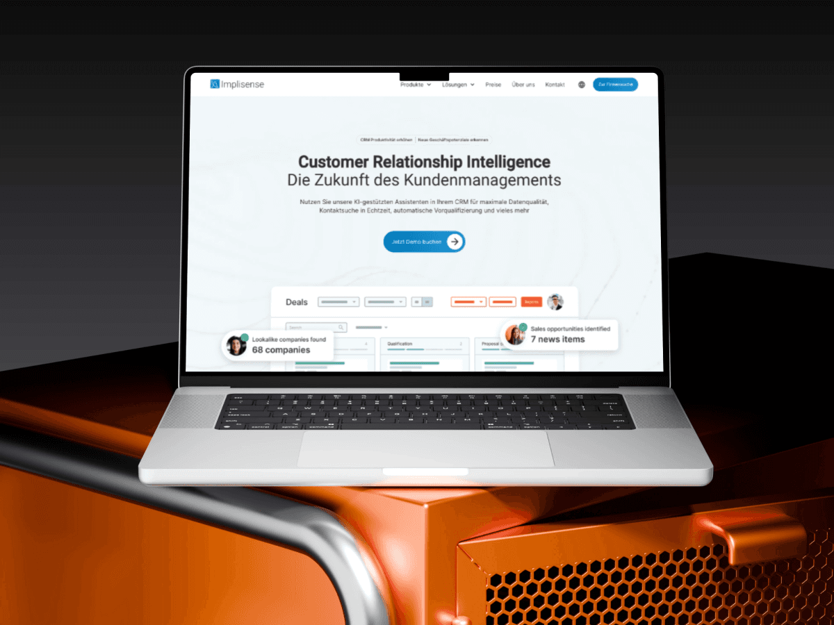 Laptop mit Website von Implisense