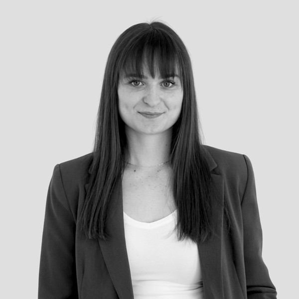 Schwarz Weiß Foto von Emily Finke