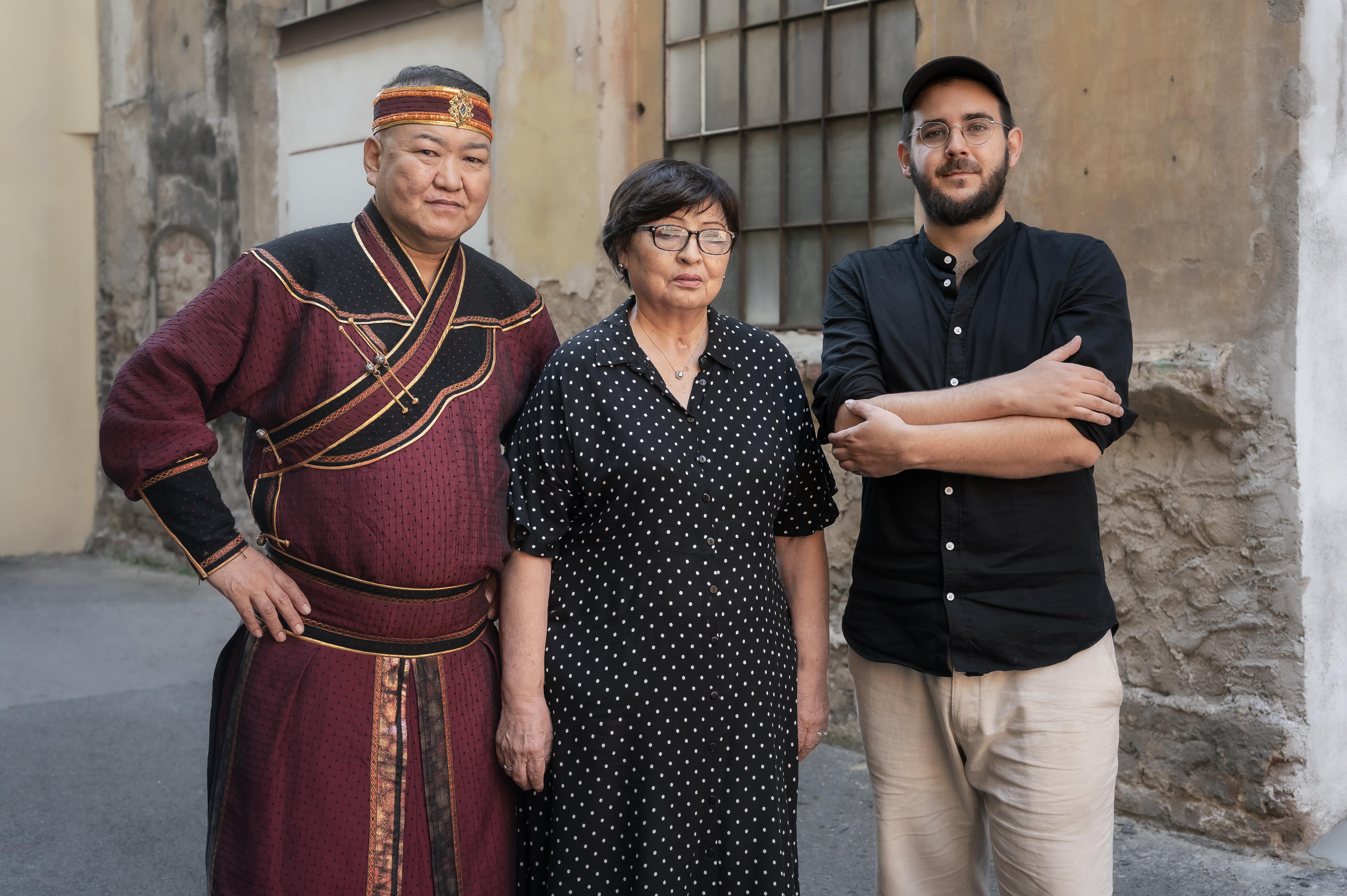 Dunjingarav and Ian Mikyska