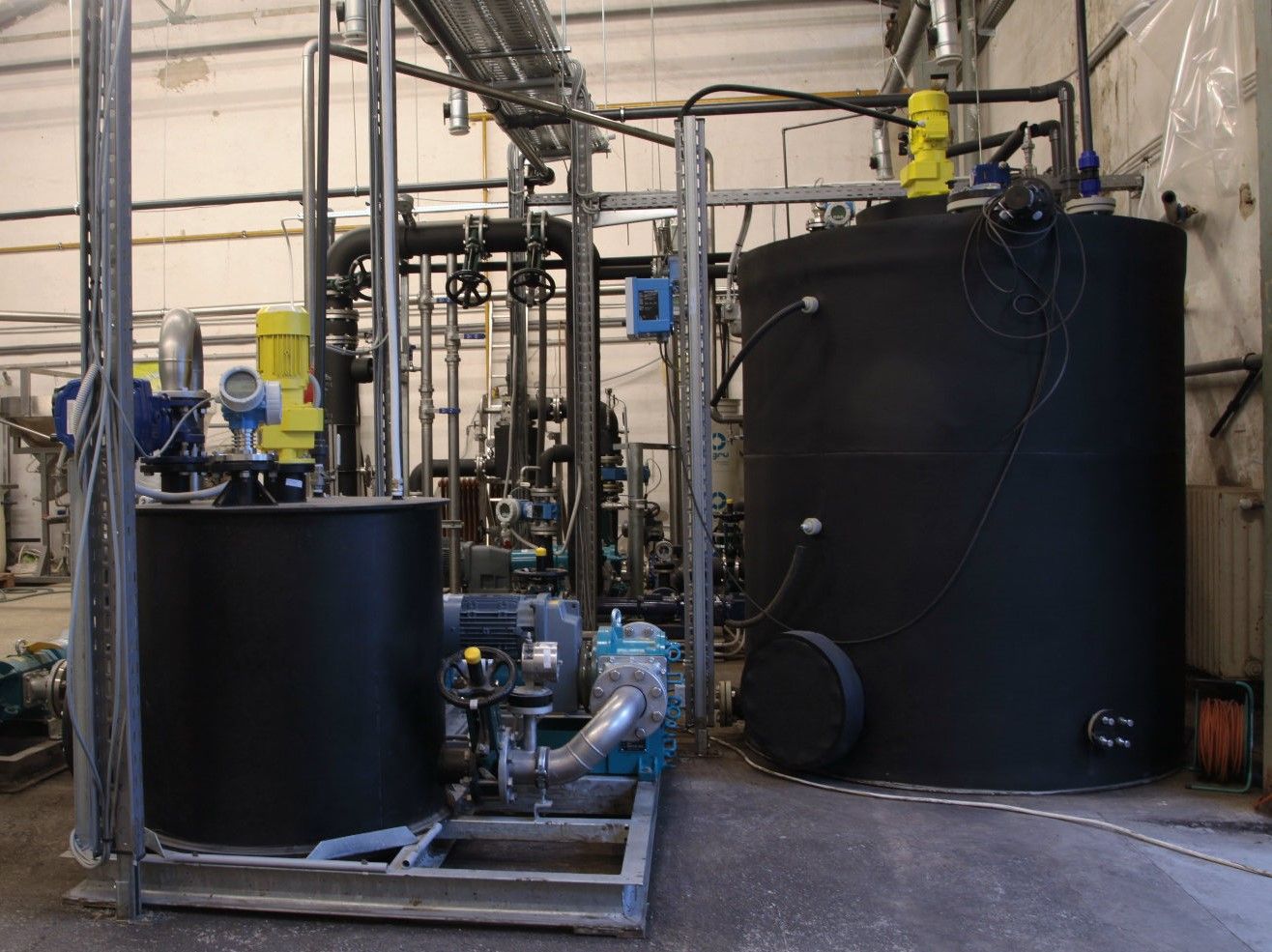 AEROTHERM unit with buffer tanks and dosing equipment