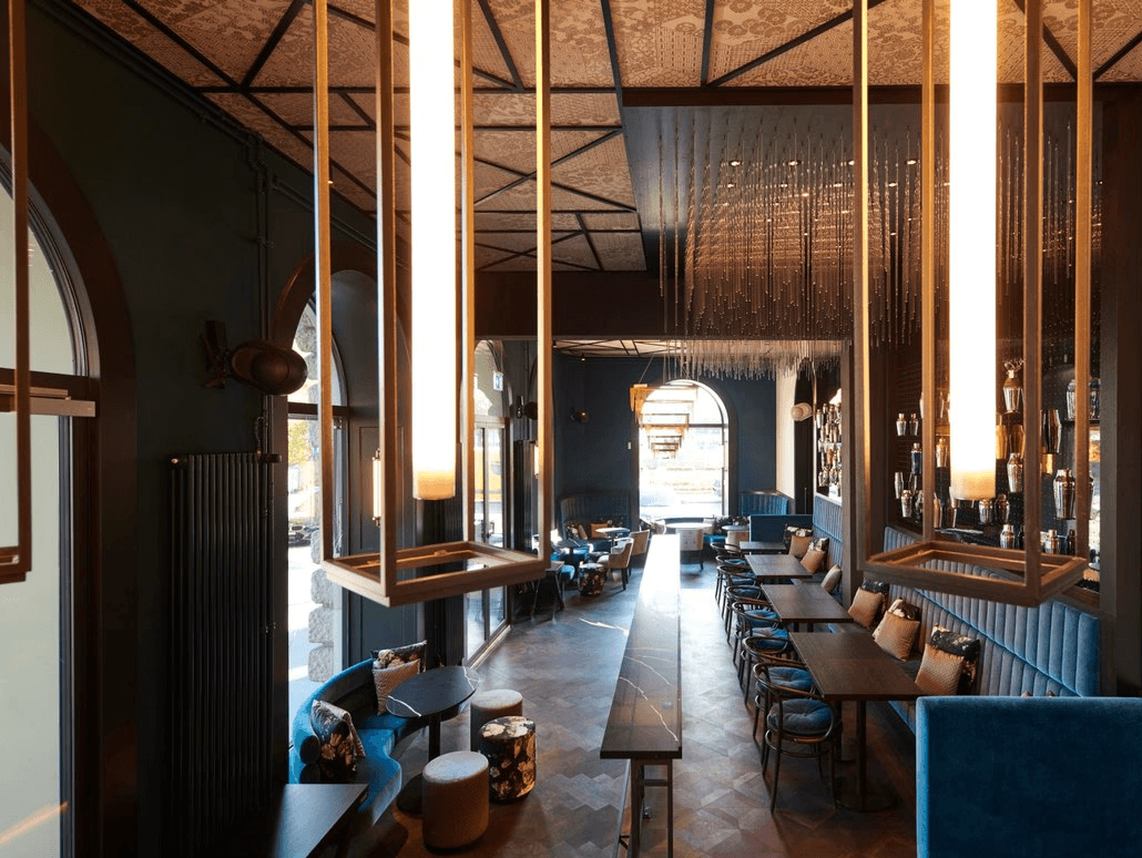 behang plafond restaurant