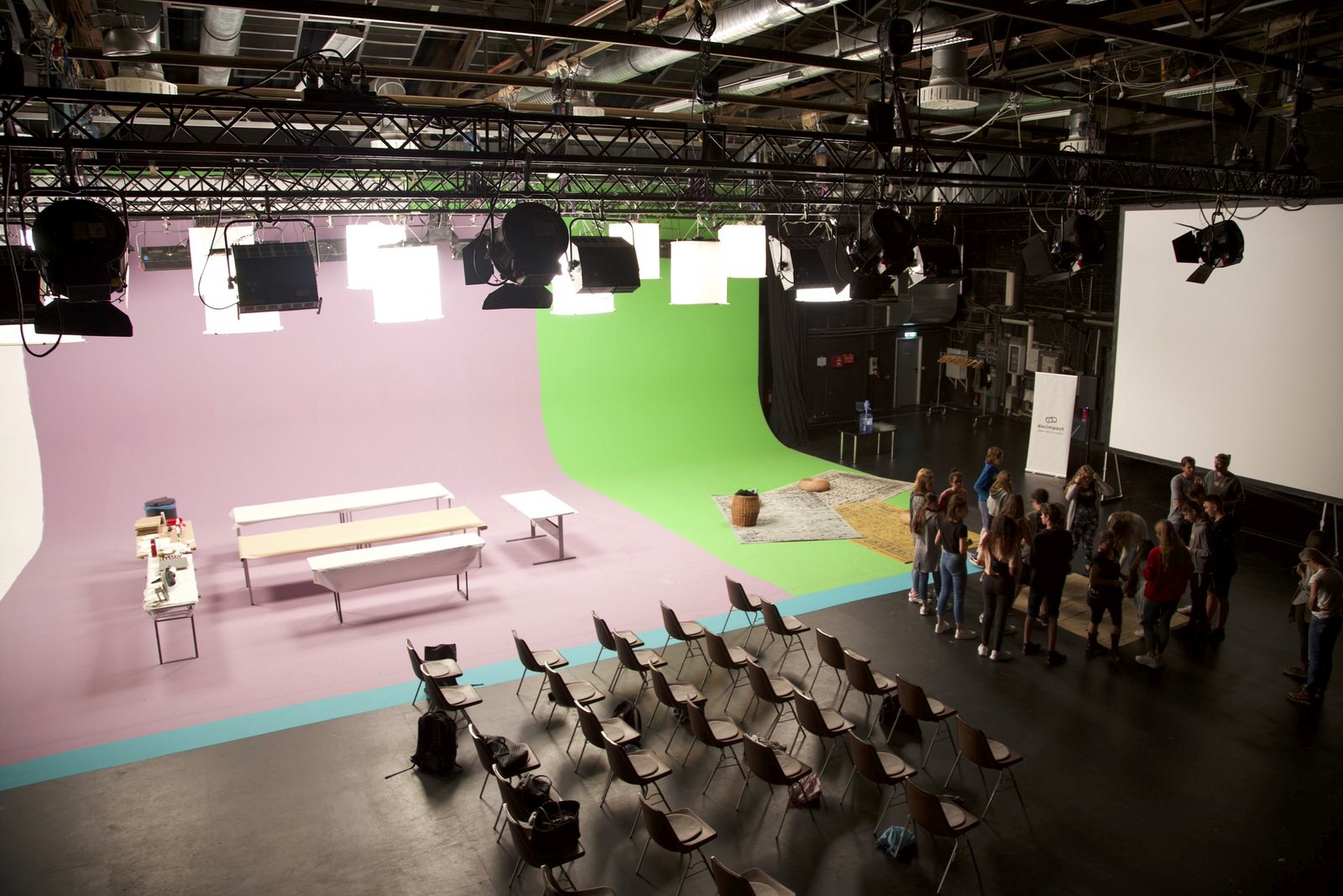 The image featured at the top of the about us page #2