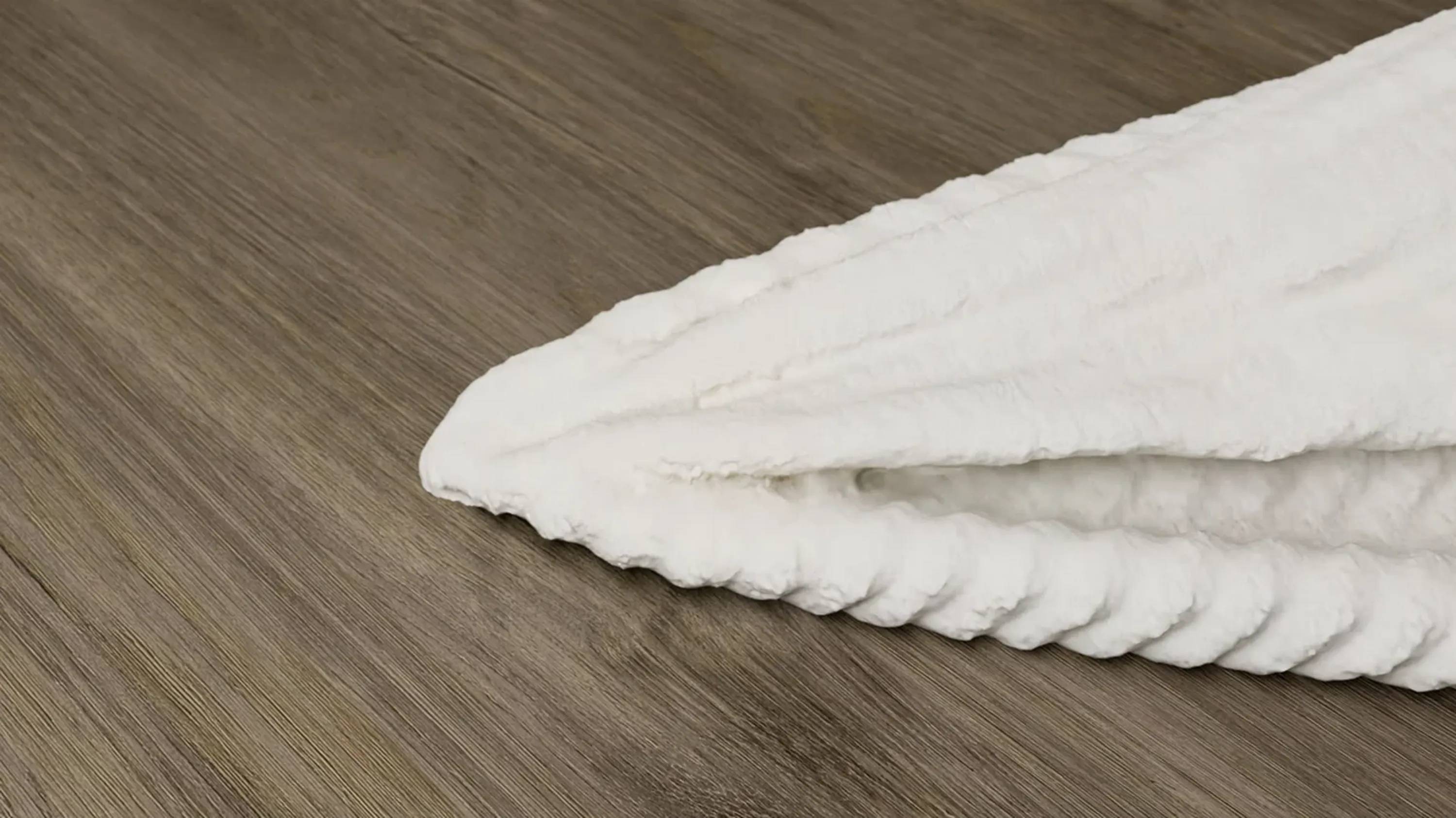 A cloth wiping Essence woodgrain pvc wall cladding