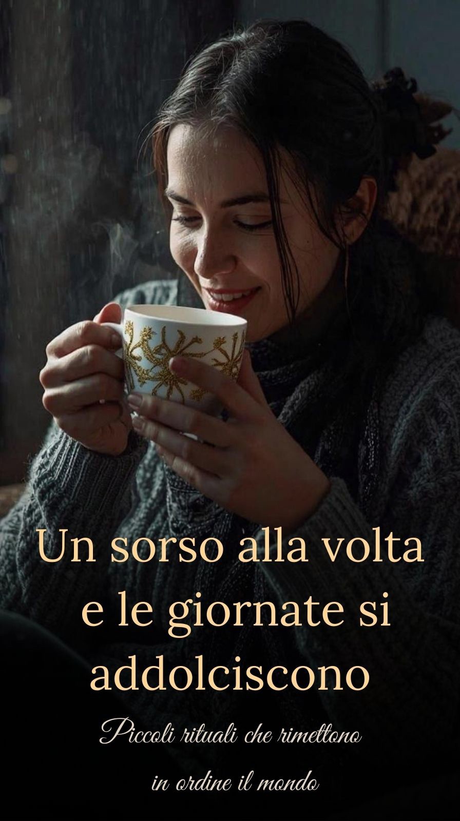 Donna che beve una bevanda calda, immagine narrativa per contenuti social e campagne adv.