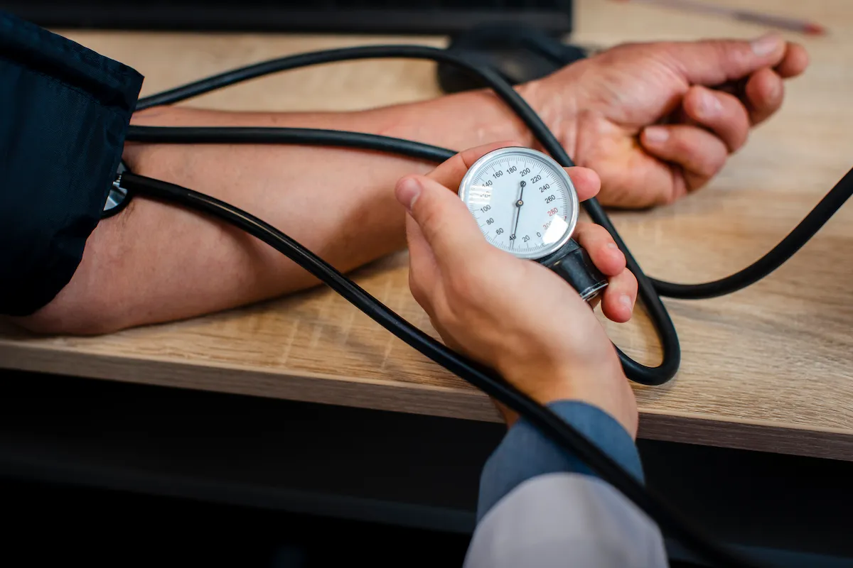 Measuring blood pressure