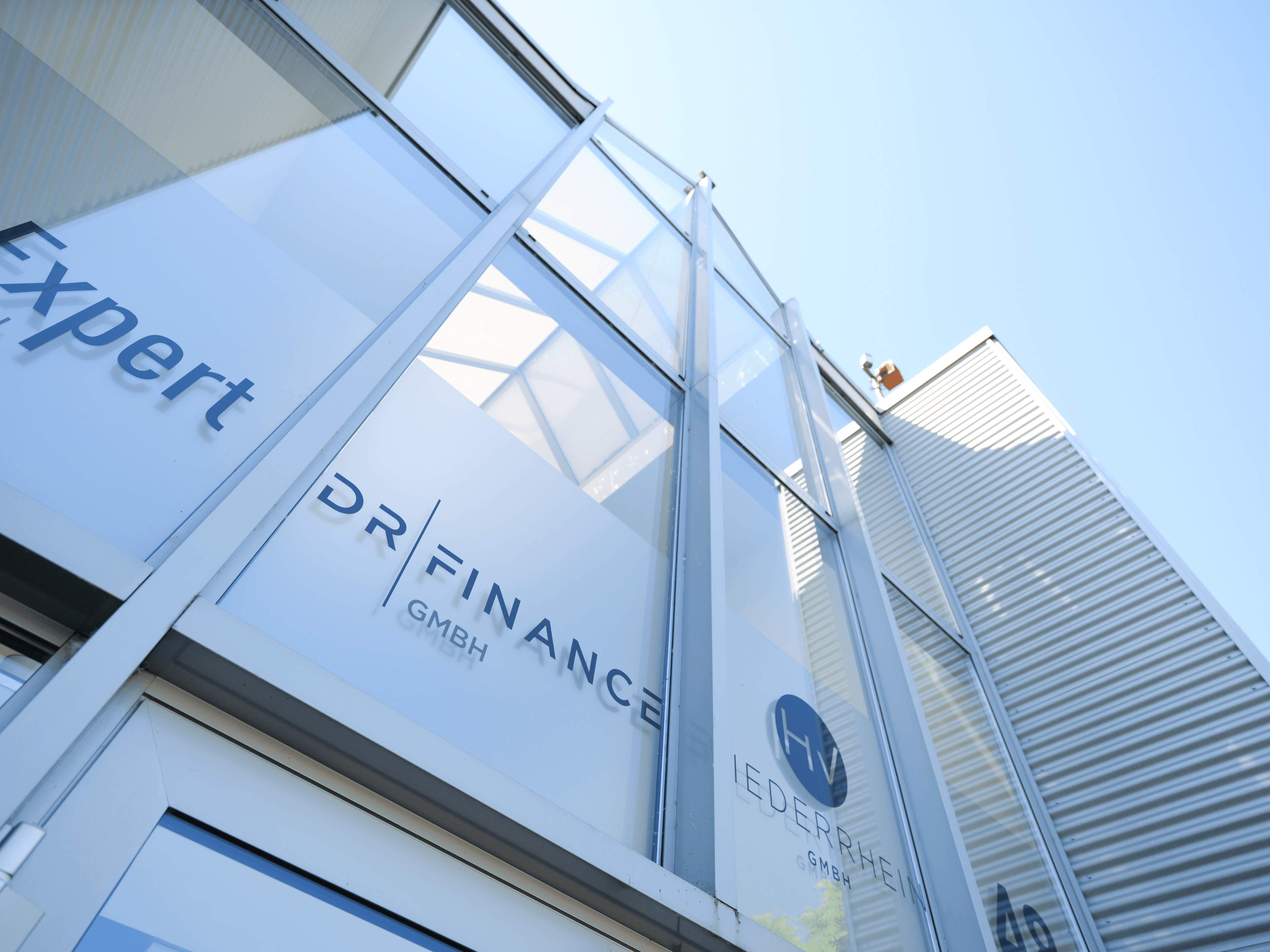 Service Photo Real Mehedi Free Framer Template Photography