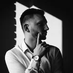 Portrait of Dawid Liberadzki, Principal Product Designer at Docplanner