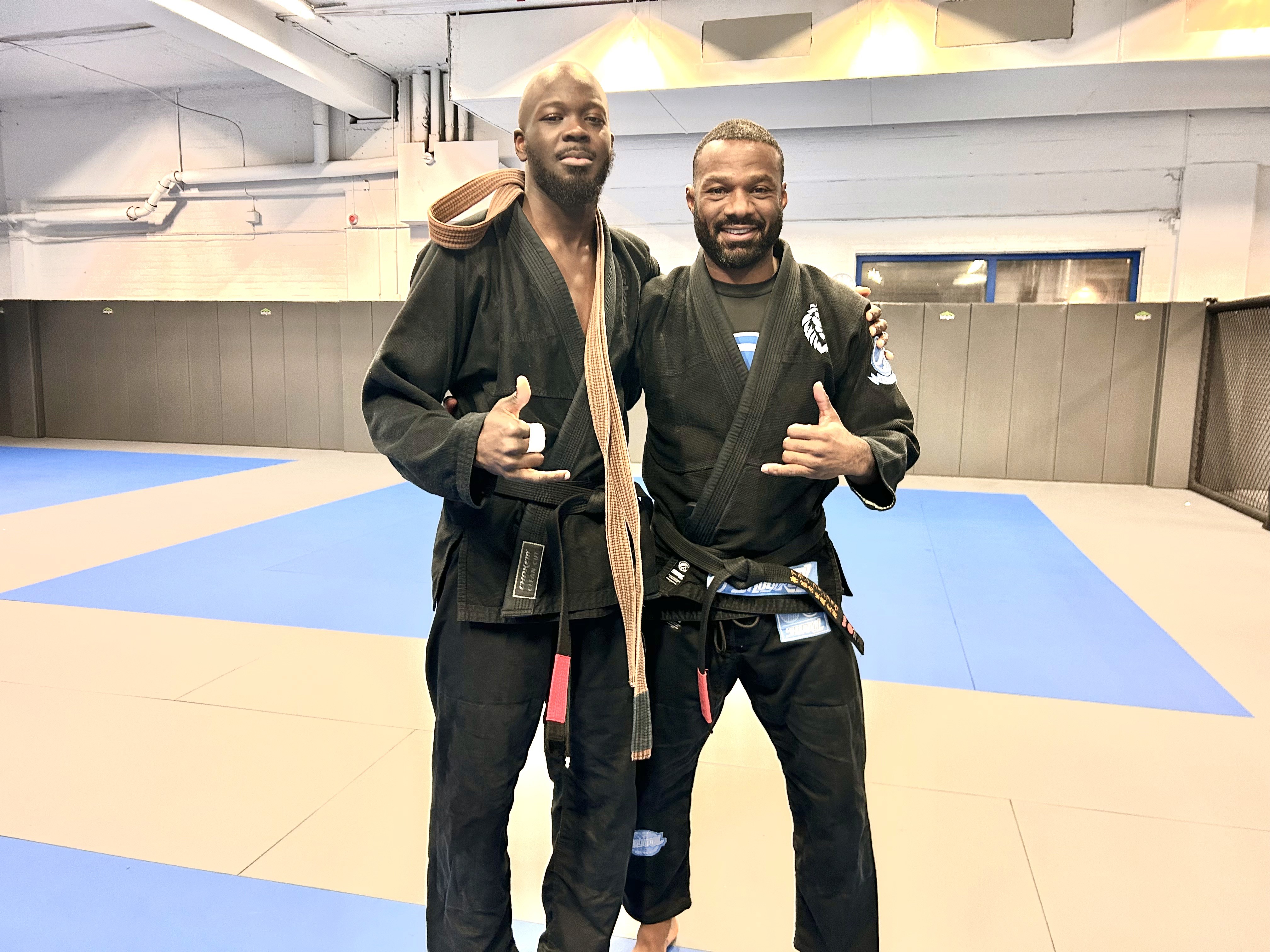 Stratwell About image