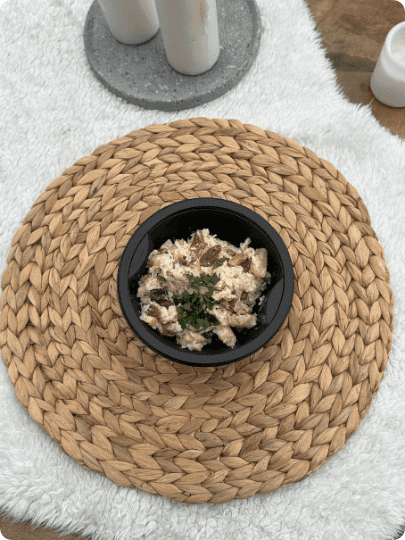 Dieta pudełkowa prosto z Bydgoszczy dostarcza smaczną i zbilansowaną dietę pudełkową w przystępnych cenach. Jeśli szukasz zdrowego i taniego cateringu dietetycznego, nasza dieta pudełkowa Bydgoszcz to idealne rozwiązanie. Catering dietetyczny z Bydgoszczy zapewnia świeże, wysokiej jakości posiłki, które łączą smak i wartość odżywczą w wyjątkowo atrakcyjnej cenie. Postaw na dietę pudełkową Bydgoszcz, aby cieszyć się wygodą i najlepszym stosunkiem jakości do ceny na rynku. Catering dietetyczny w Bydgoszczy to doskonały wybór dla każdego, kto chce zdrowo jeść bez konieczności samodzielnego gotowania, wybierając tanie i sprawdzone rozwiązania.