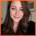Profilbild von Yuna Arai für Bewertungen zu unserem KI-Personengenerator