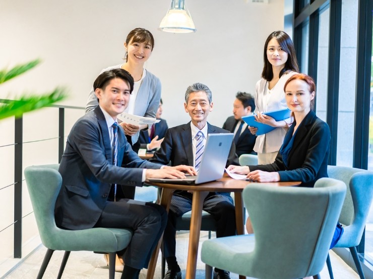 Business team working together with freelance HR on demand support and flexible human resources services