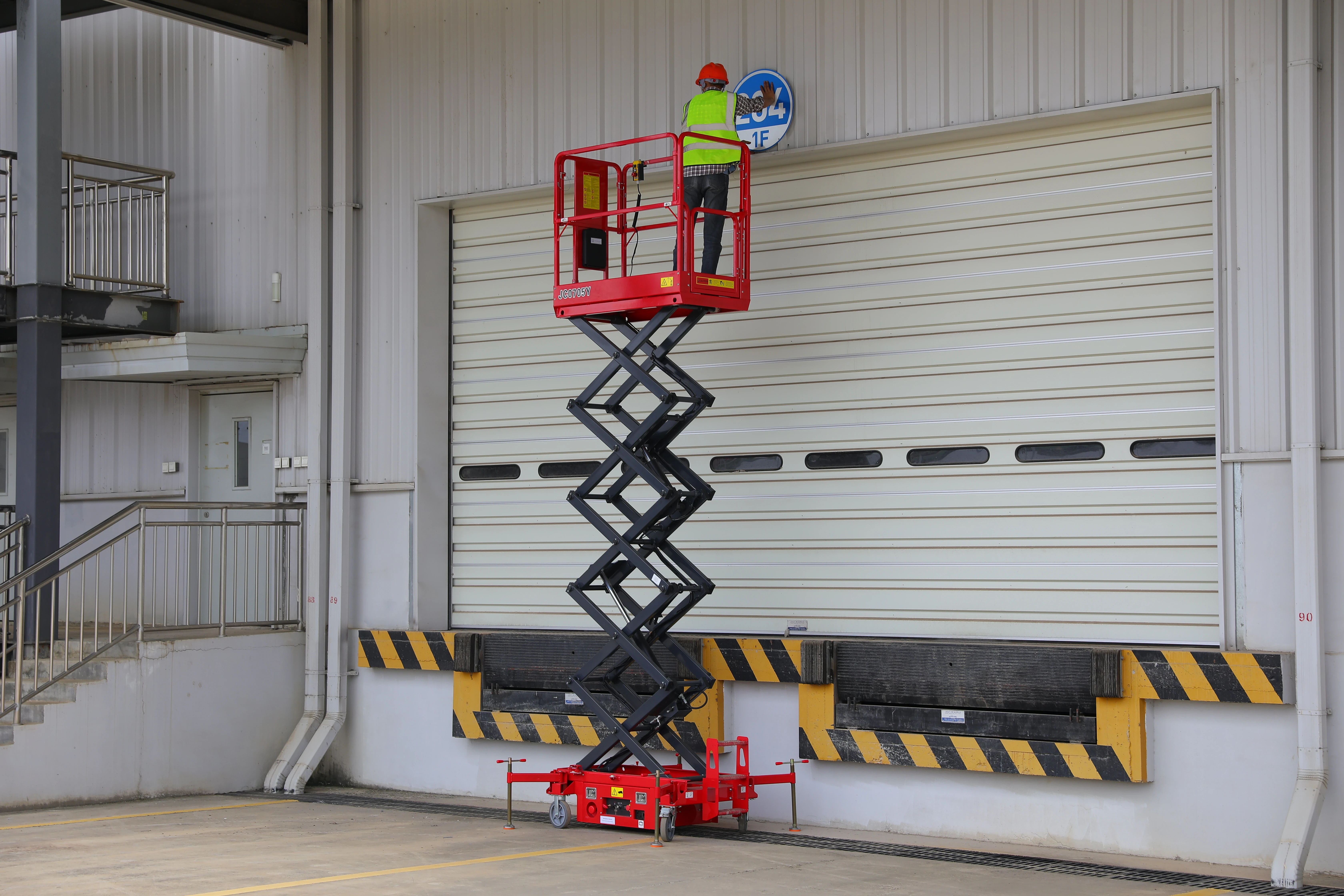 Need a Customized Lifting Solutons