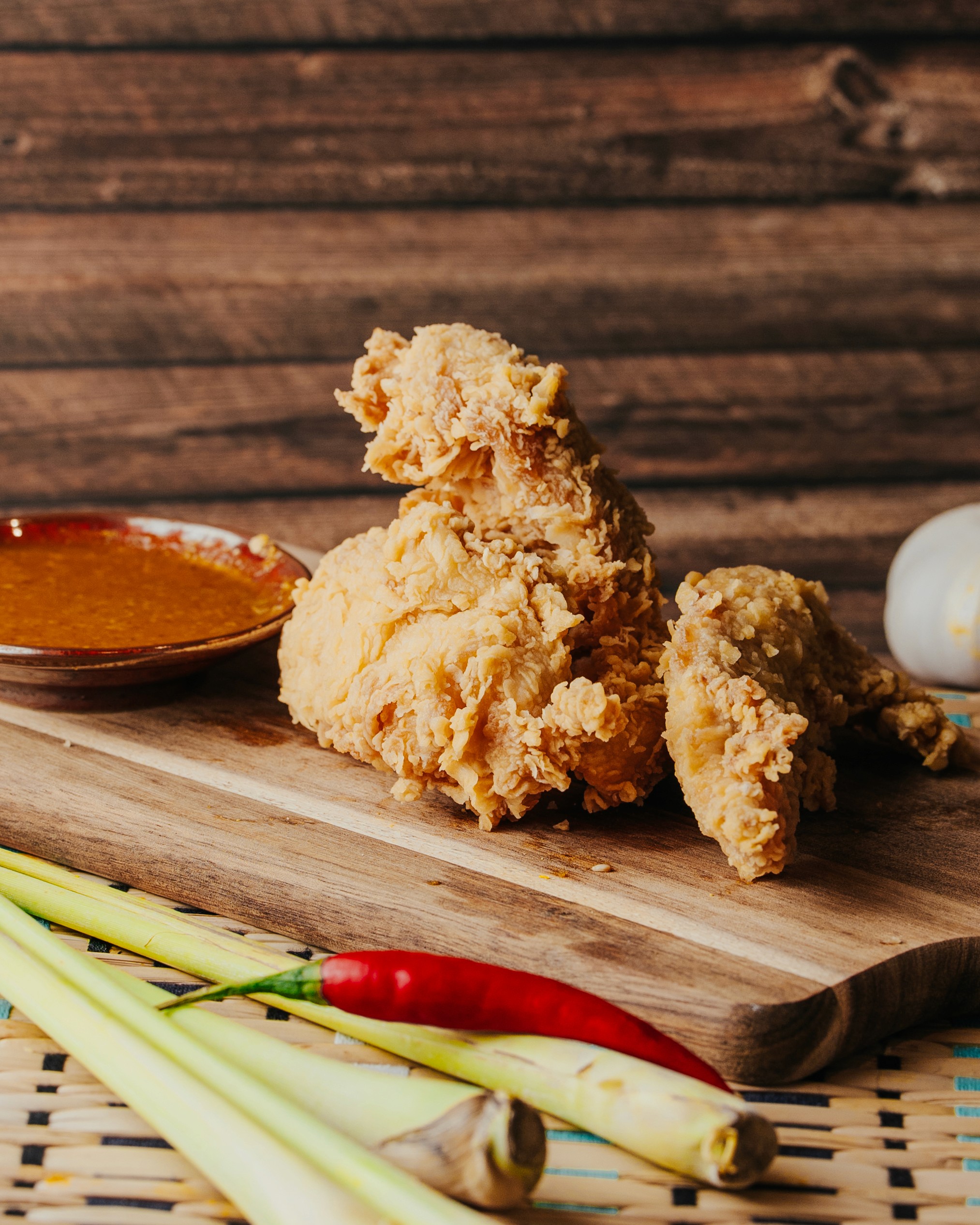 Rooftop party and nightlife photography in Singapore CBD by JIREHTAKESPHOTOS