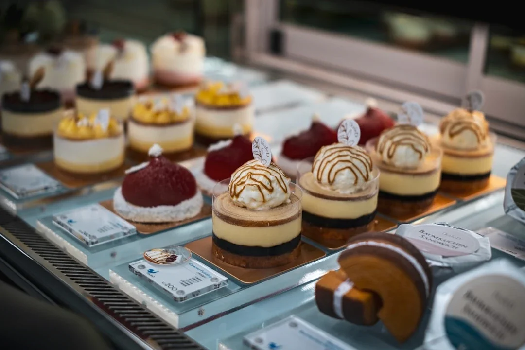 How to Open a Dessert Bar That Keeps Fans