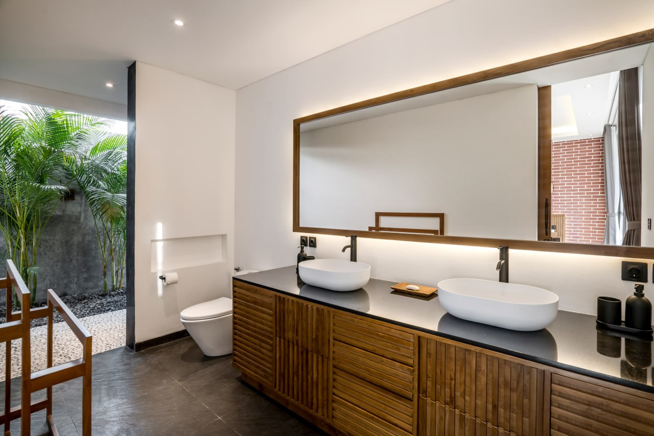 Stylish 3-bedroom villa in Canggu