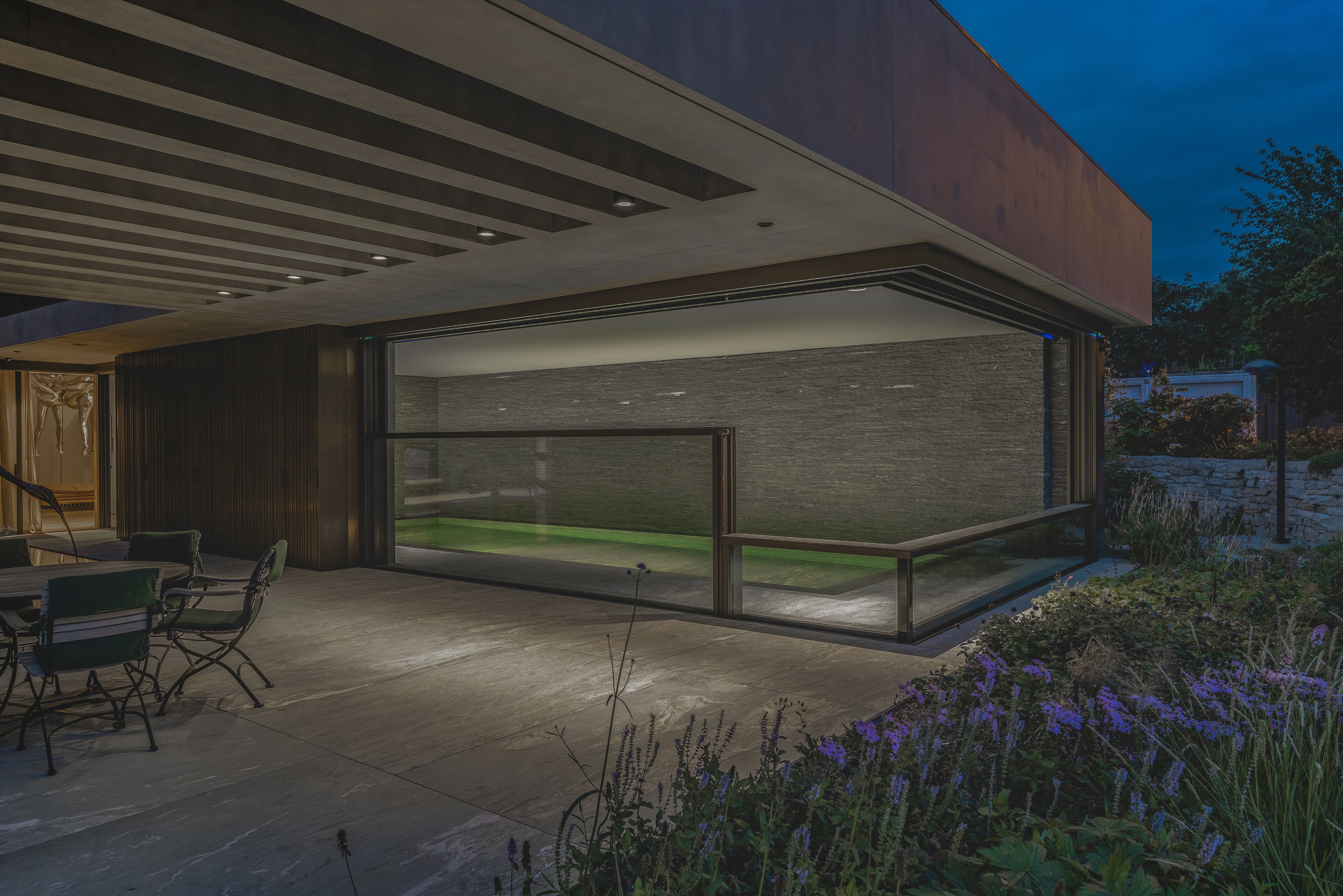 HIRT kinetics, Zusammenarbeit mit Ragettli Creation im Bereich digitale Medien