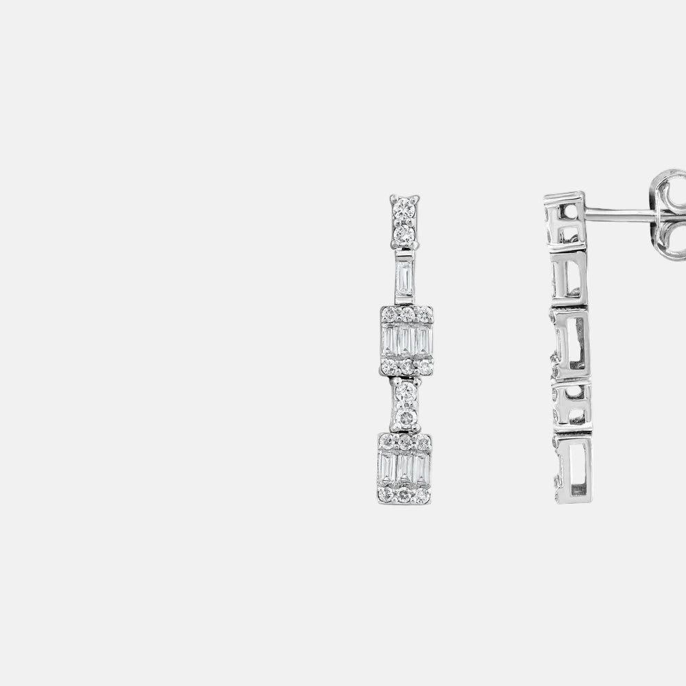 Assos 0.40 Karat Baget Kesim Pırlantalı Beyaz Altın Küpe