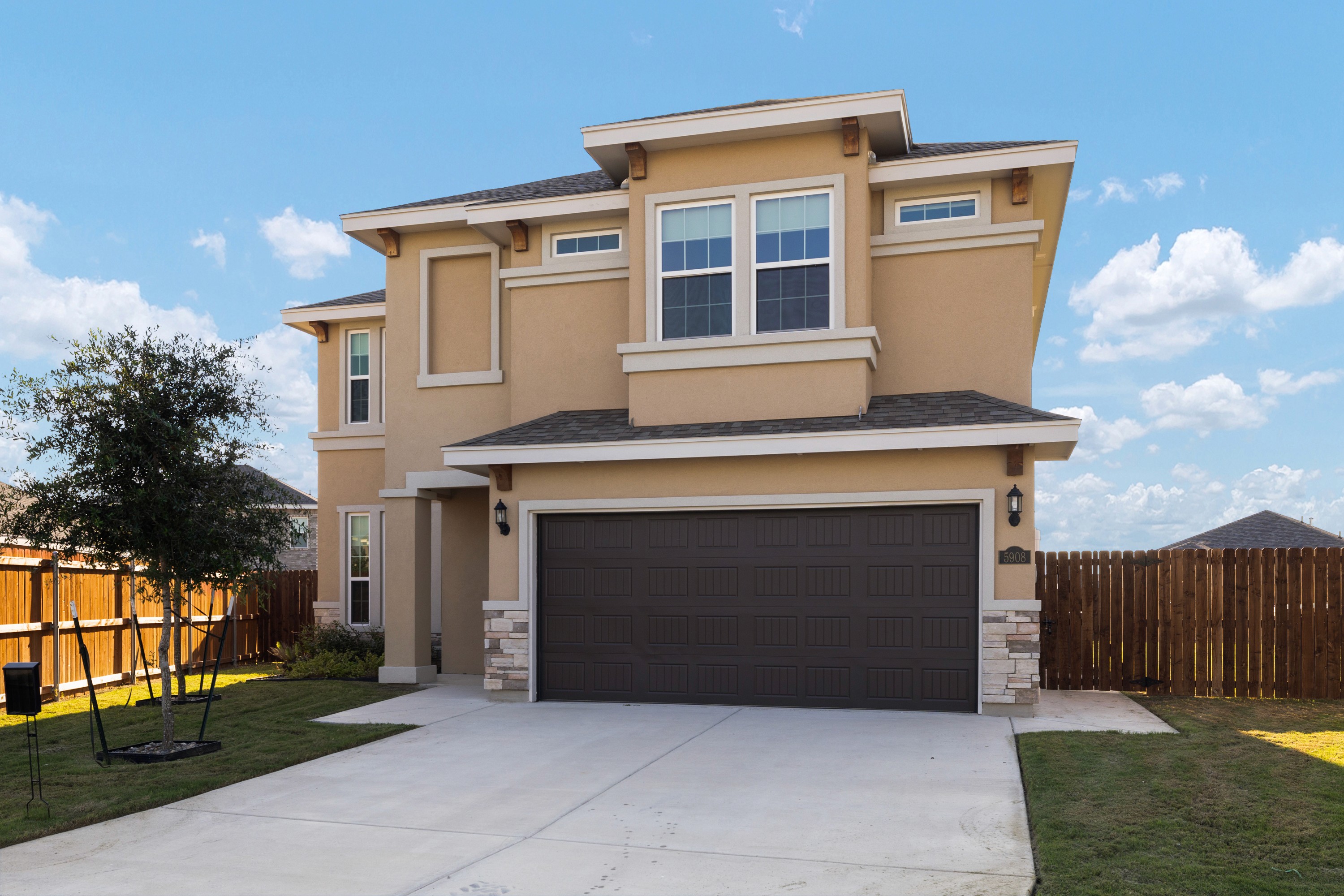 Luxury 4 bed, 2 bath homes for rent in McAllen, TX