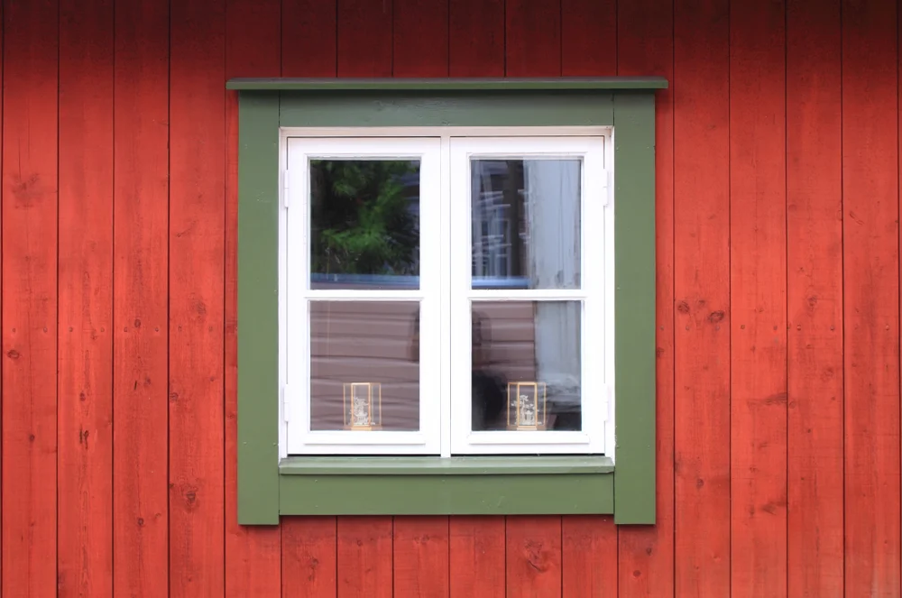 Holzanstriche  Fensterläden, Holzfassaden, Holzbauteile aussen