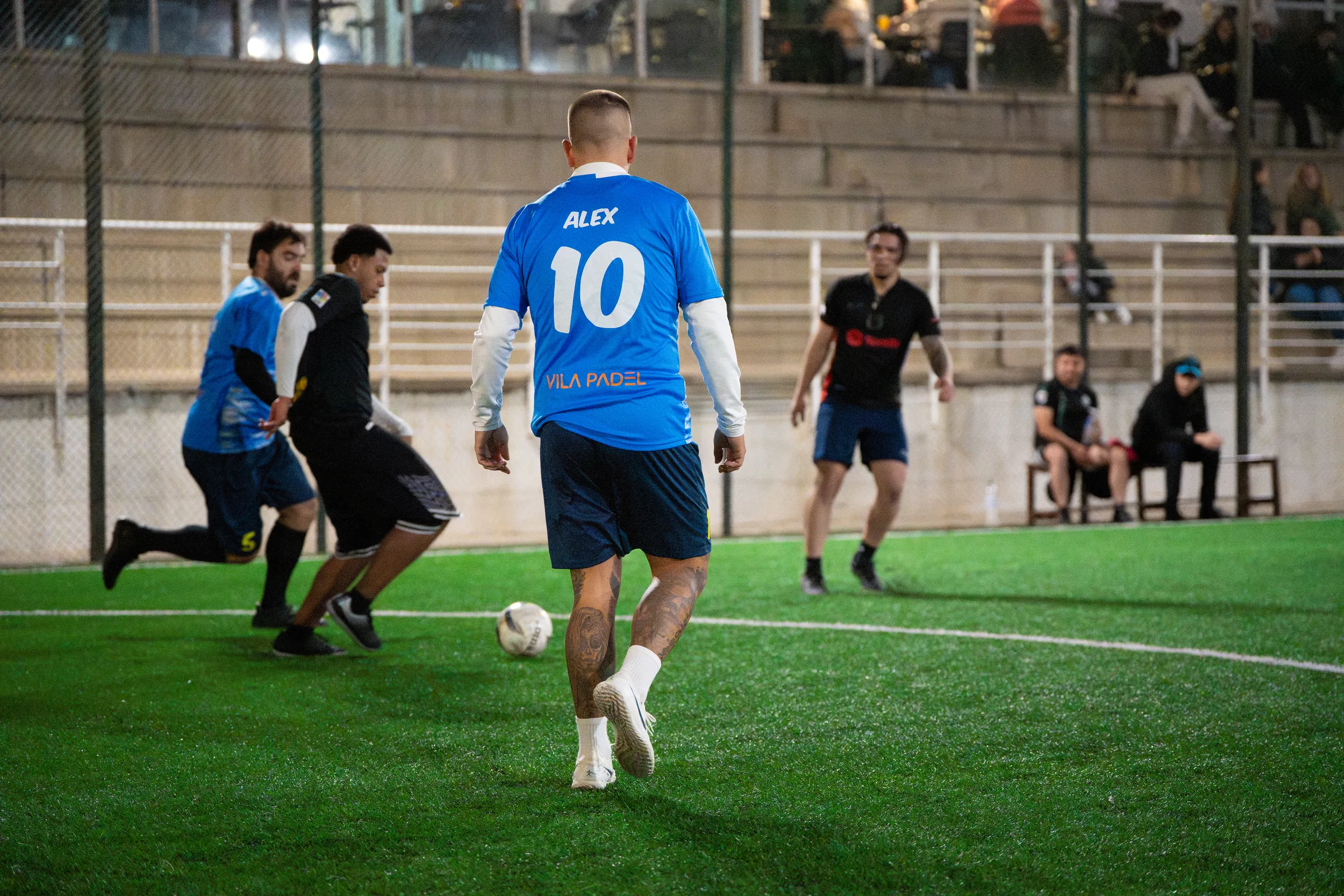 partido fútbol sala amigos Hospitalet, fotografía deportiva sala Barcelona, Nolan Pardo fotógrafo Barcelona 2026, fútbol sala interior Hospitalet