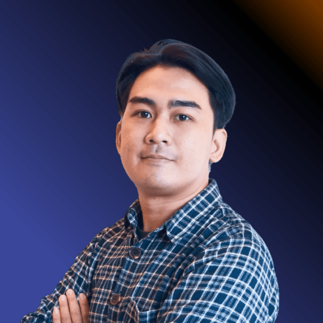 man in white crew neck shirt wearing silver necklace