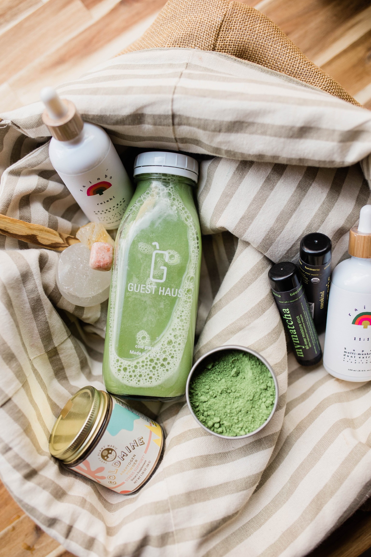 Photo by Cristofer Maximilian on Unsplash