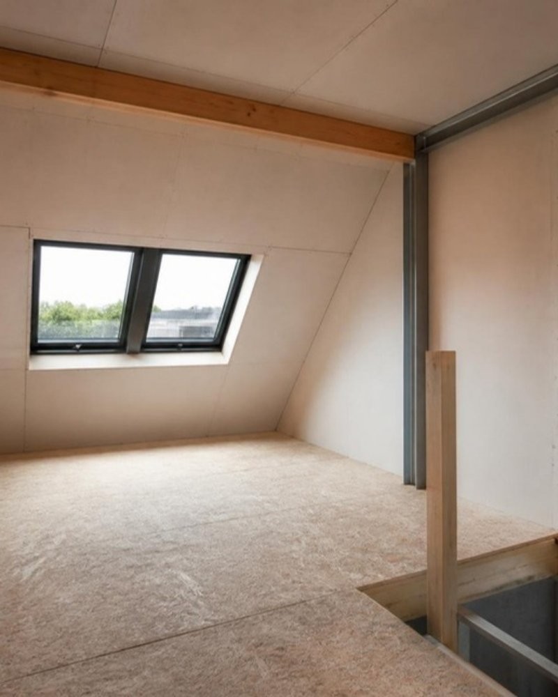 Dakopbouw van binnen, klaar voor afwerking