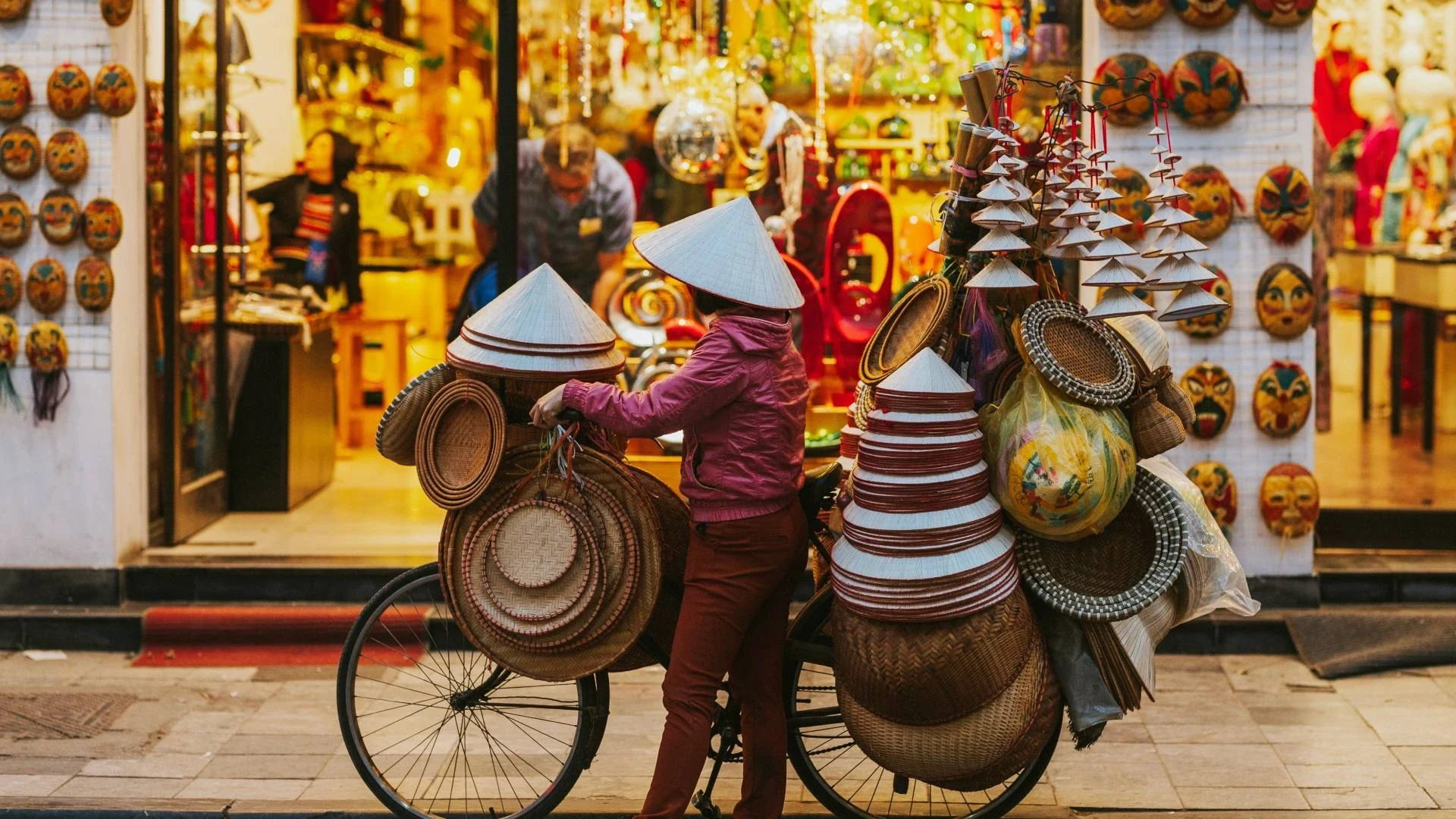 Vietnamese handicraft market stall