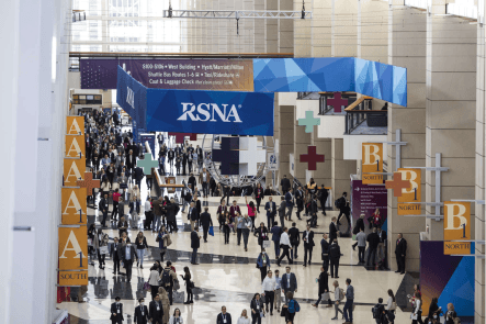 Image of crowds ar RSNA