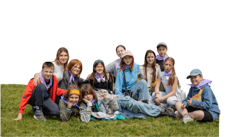 Щасливі діти у таборах "Super Camp"