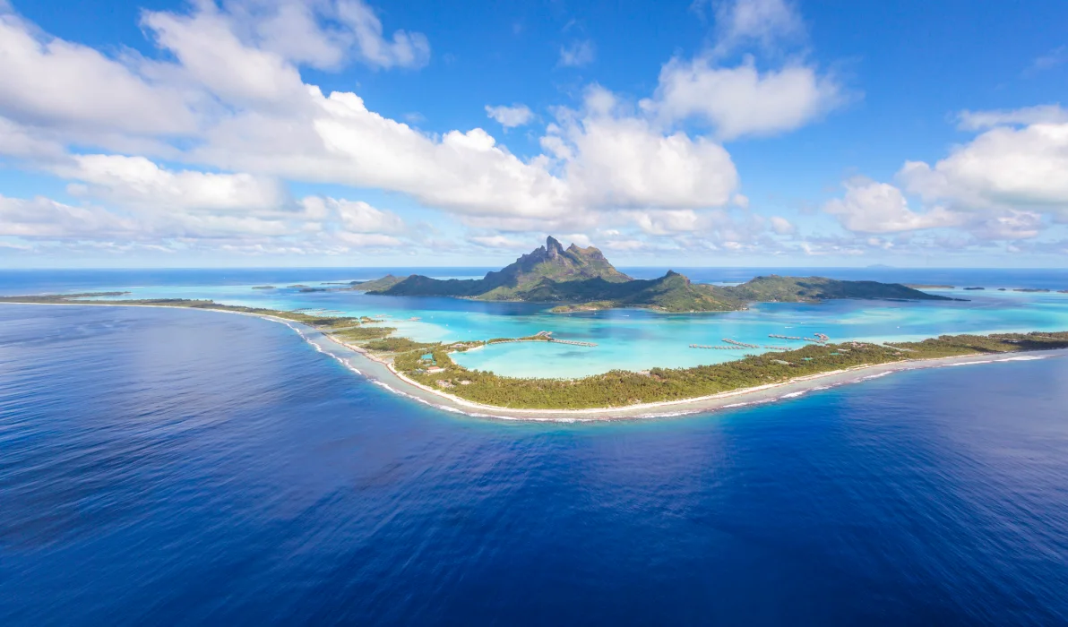 French Polynesia on a Luxury Catamaran