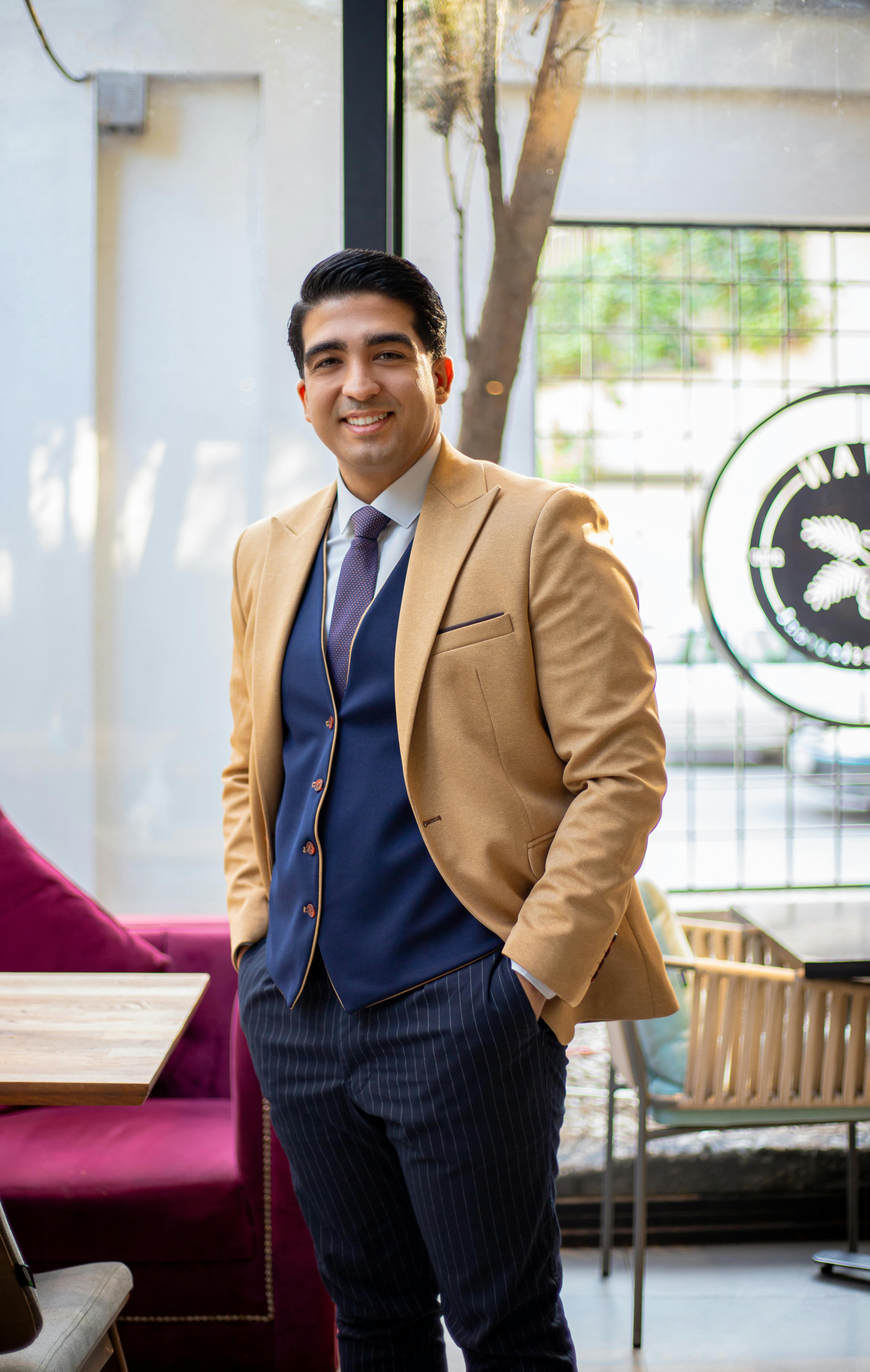 portrait of the testimonial giver