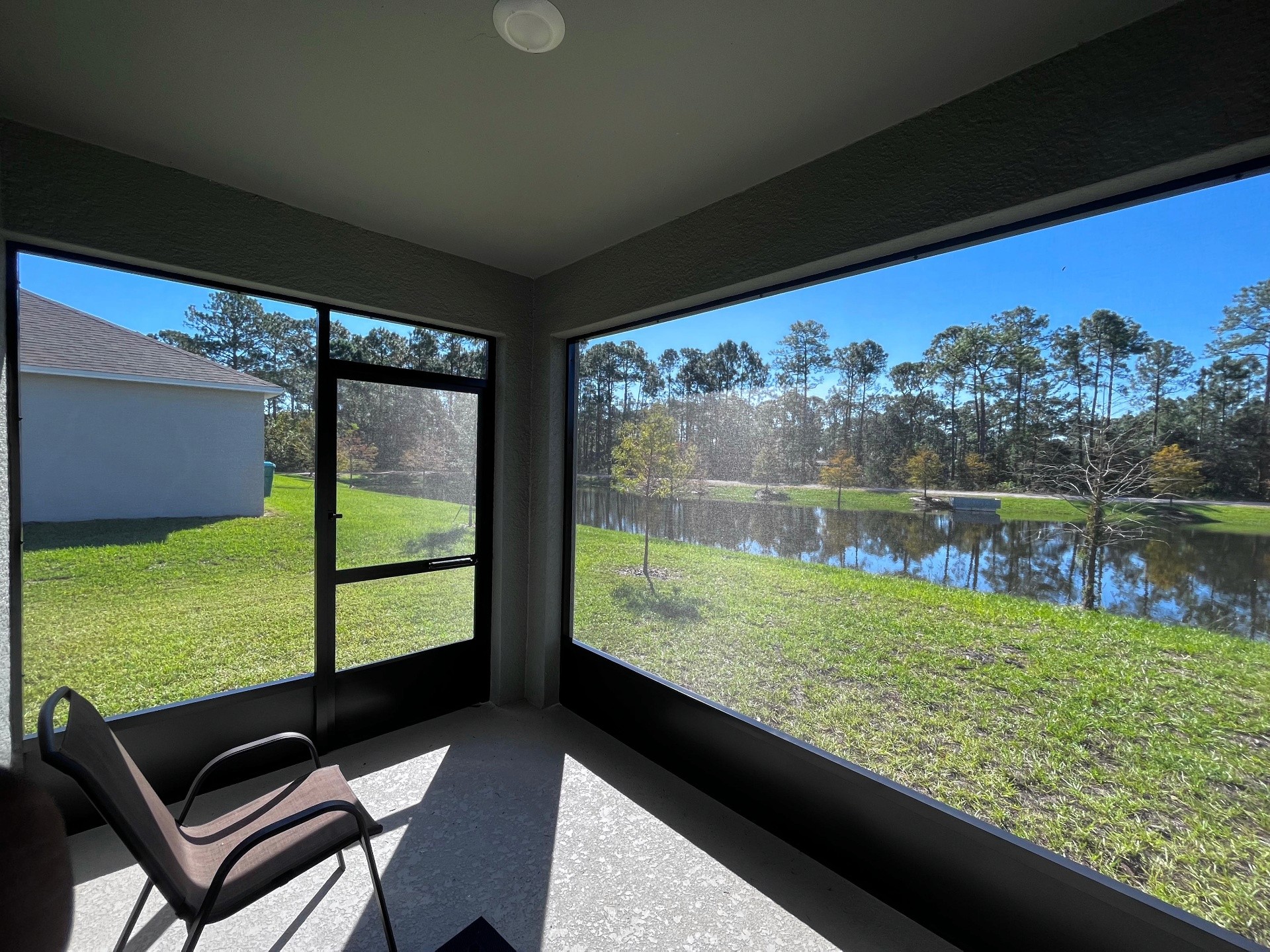 Lakefront Lanai Interior