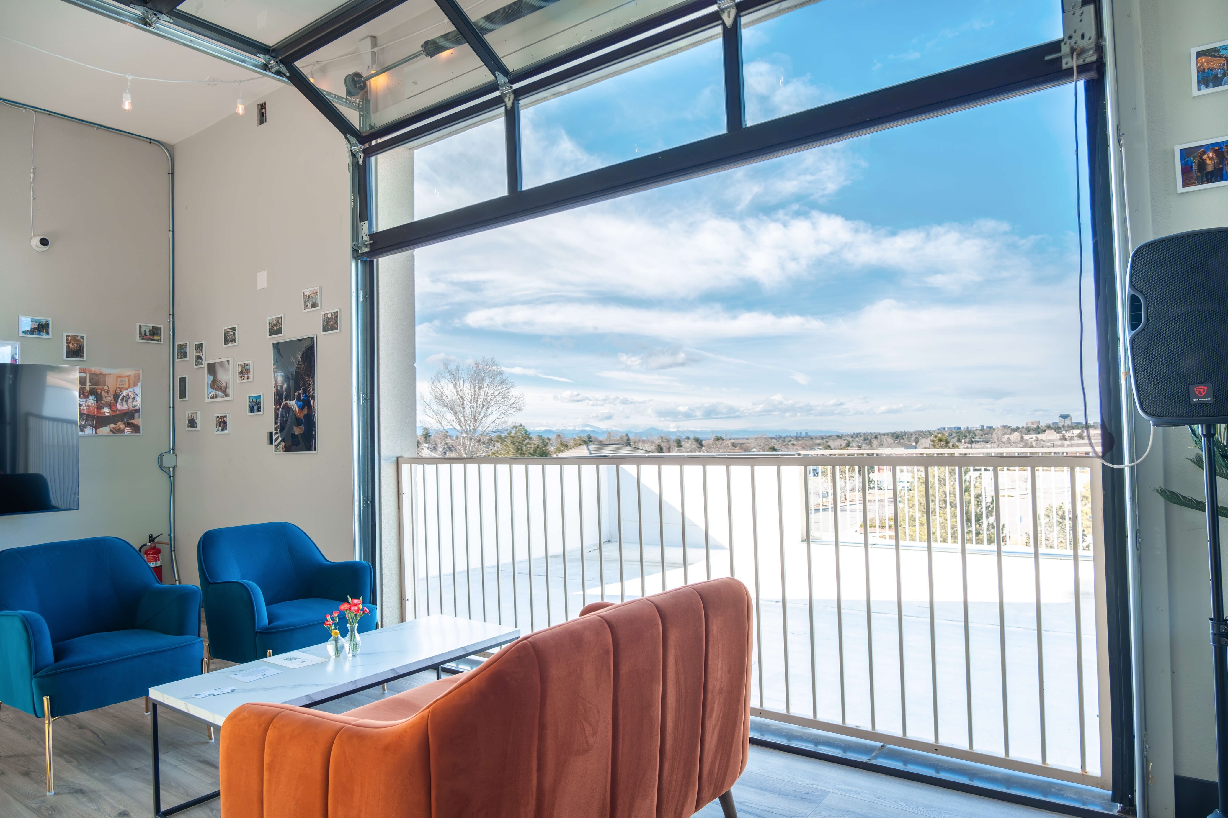 A picture of a coffee shop in lone tree