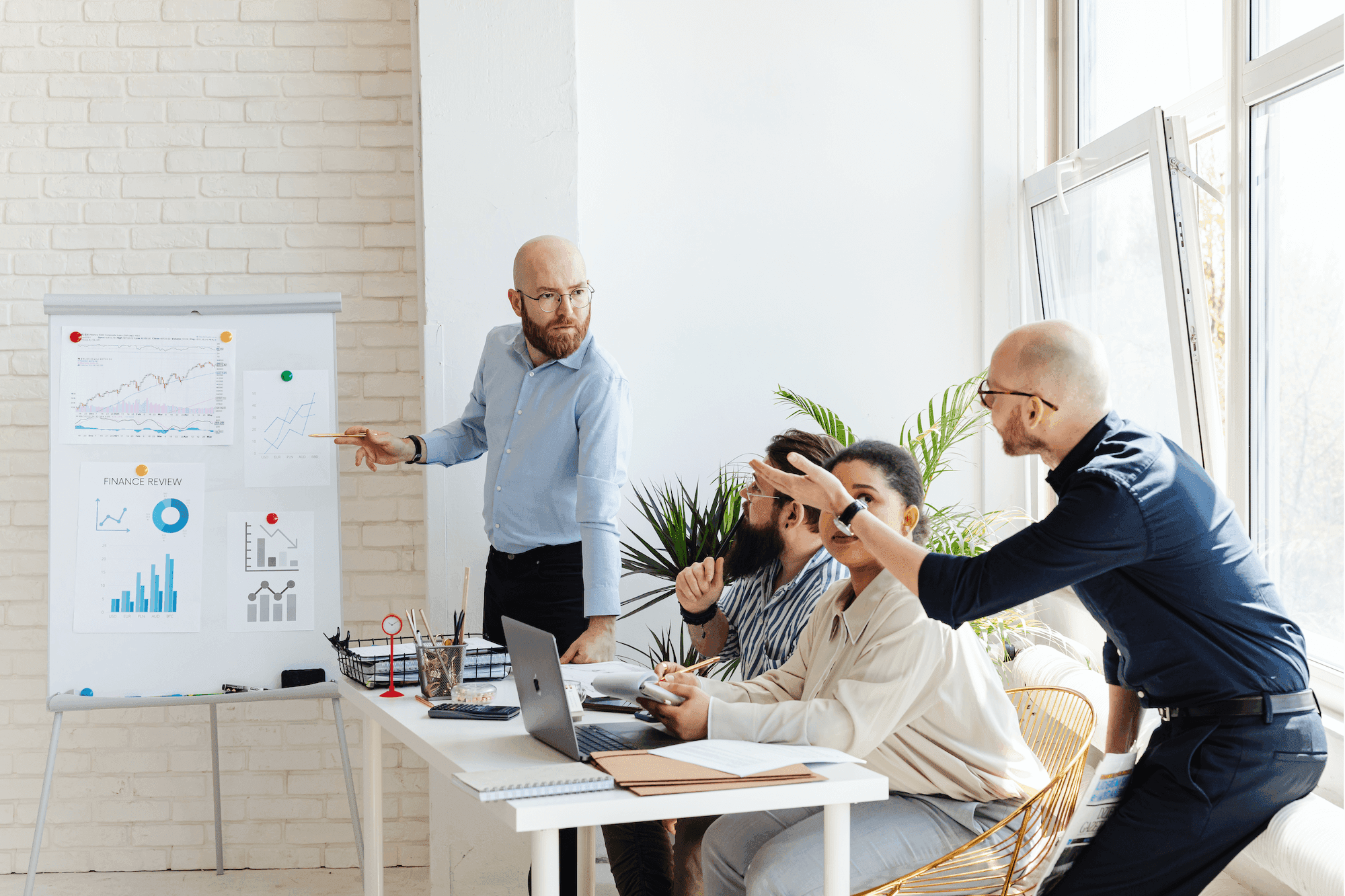 People talking abuout workplace analytics