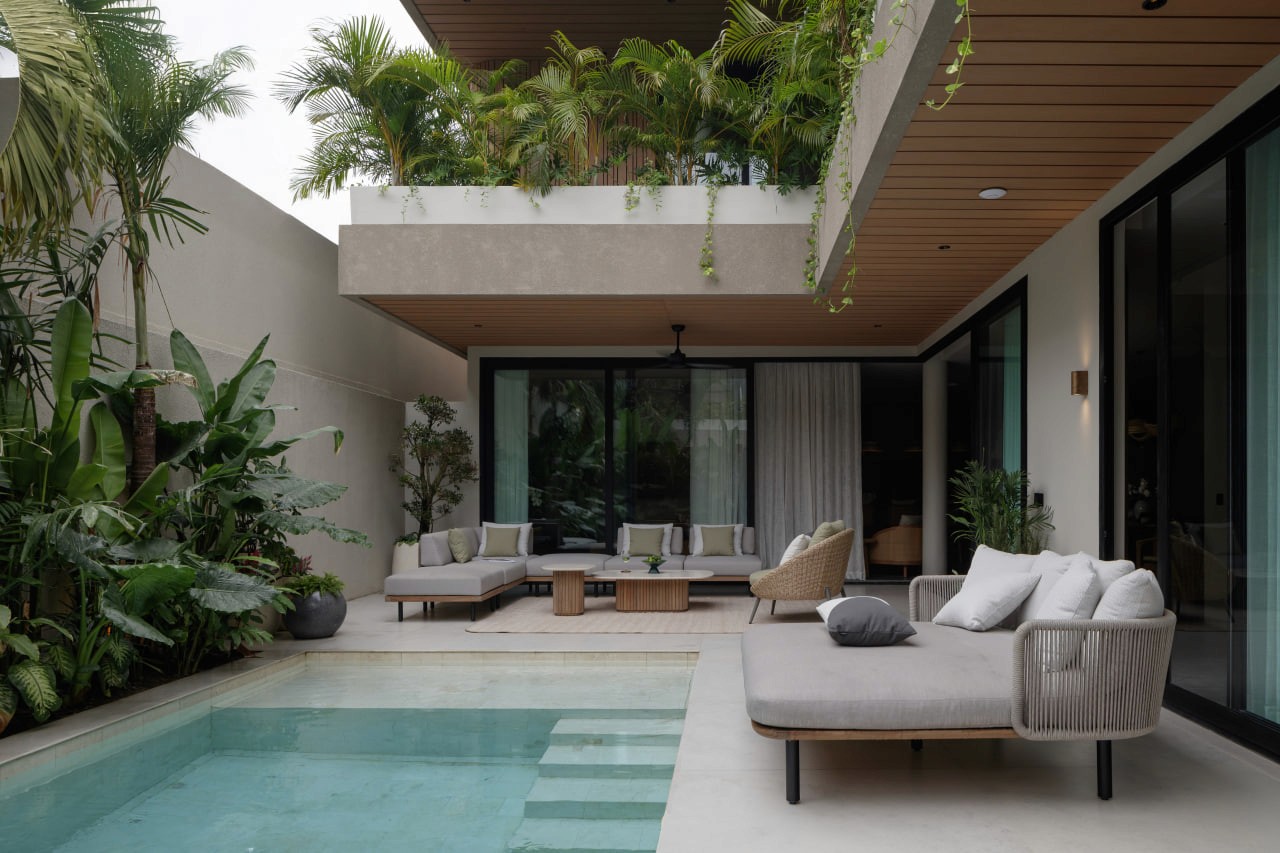 A completed 4-bedroom freehold villa in a private riverside compound in Pererenan, Canggu