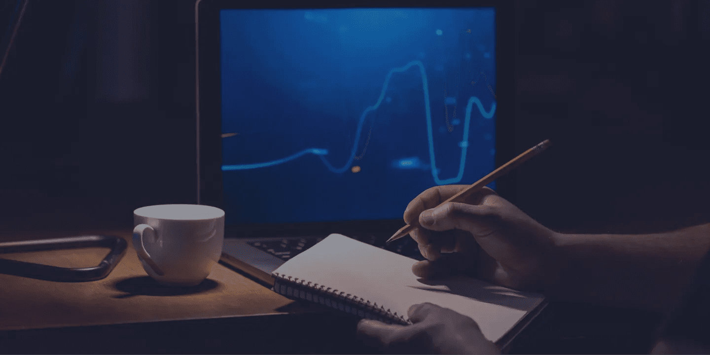 Trading stocks using laptop and smartphone - On-Chain Analysis 