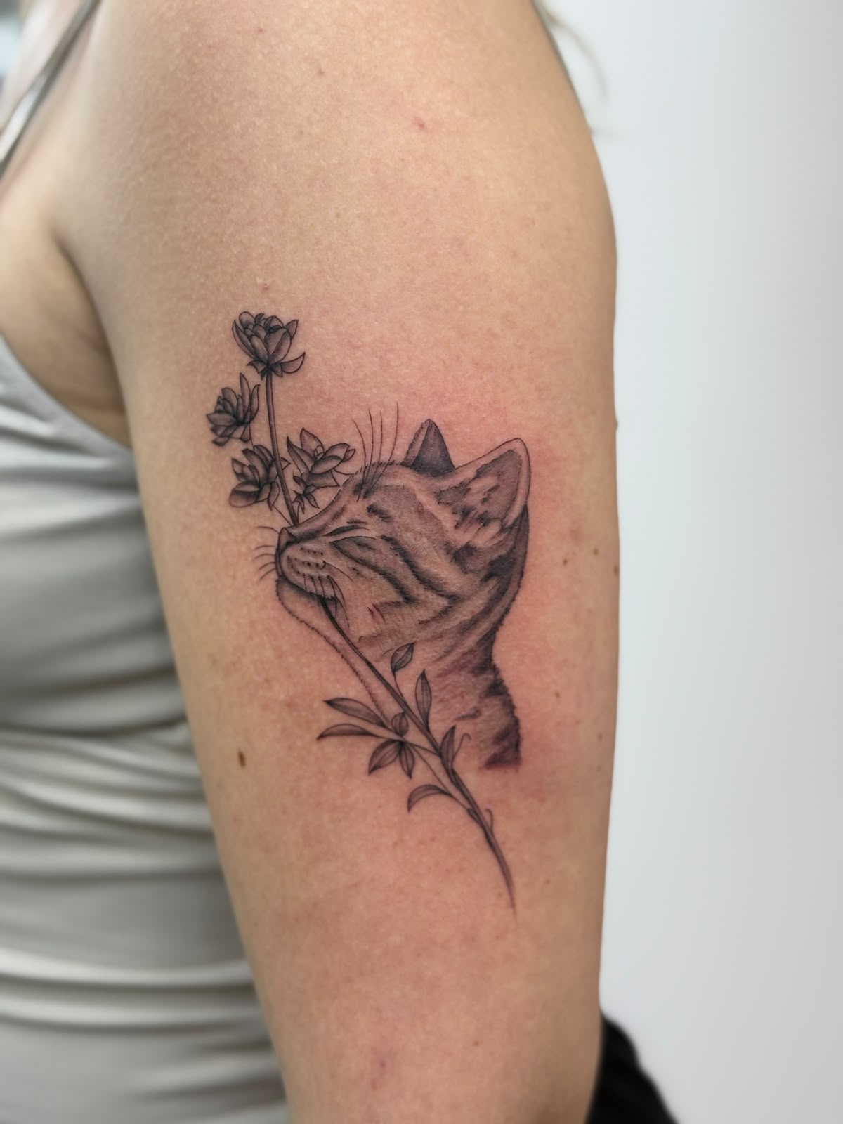 Black and Grey Tattoo Passau – Blackline V1