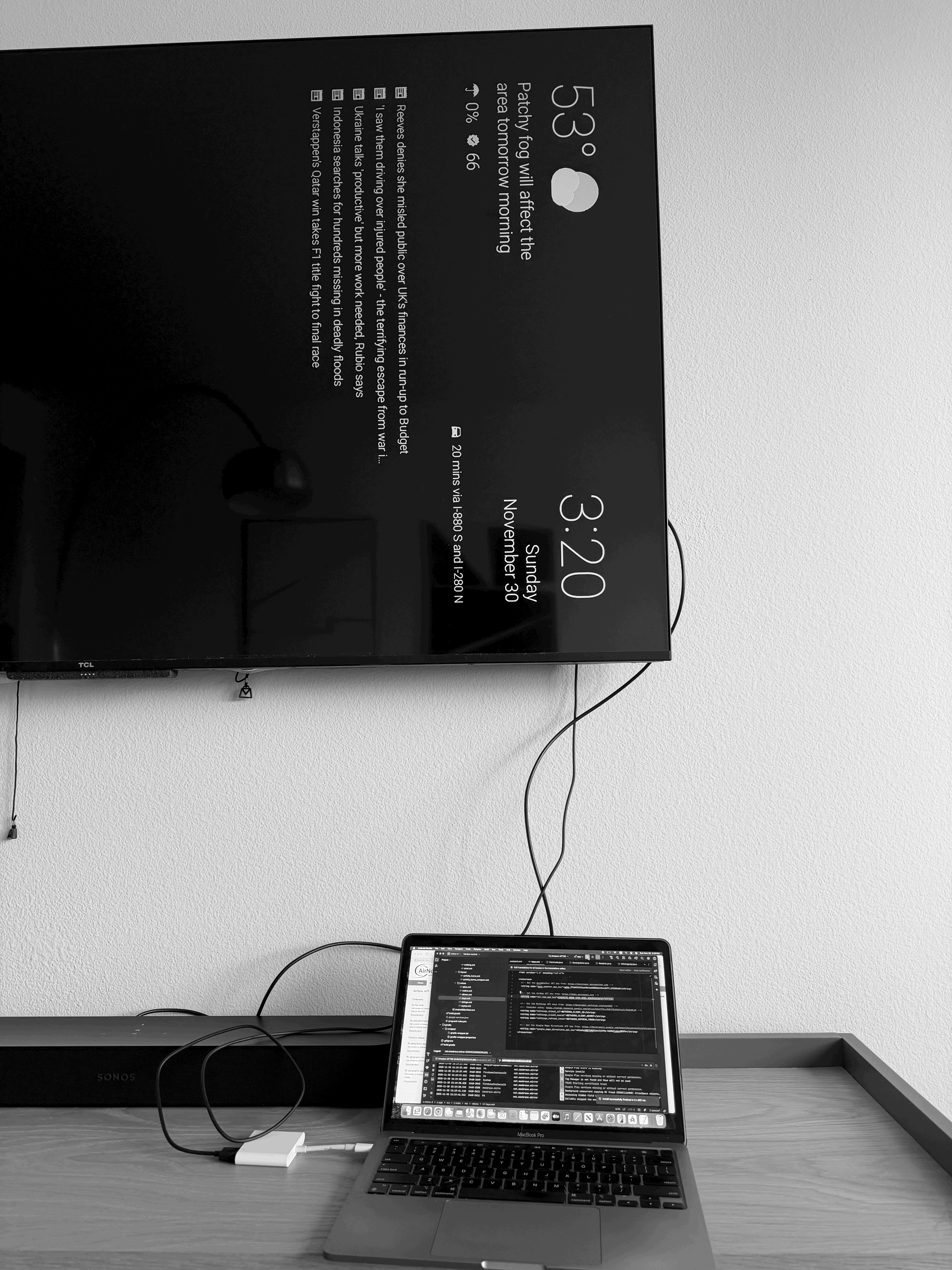 Batch.Works logo over a photo of a box of 3D printed objects