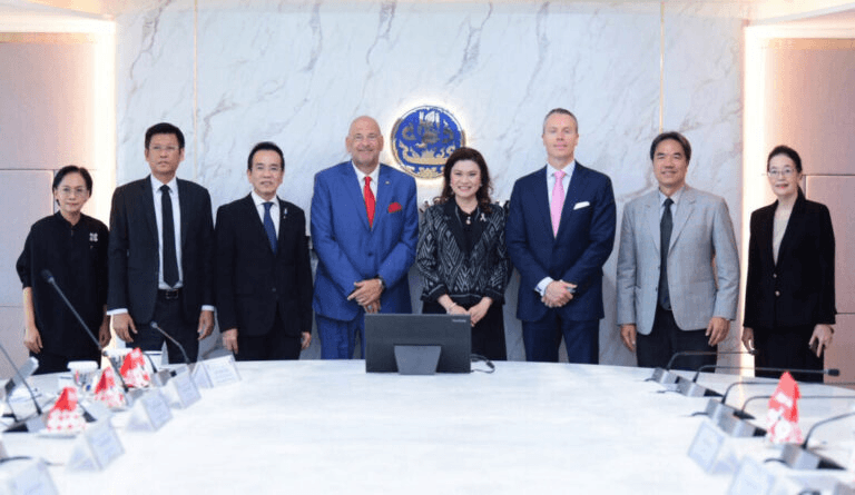 AGTA meeting with the Royal Thai Government to discuss gem business.