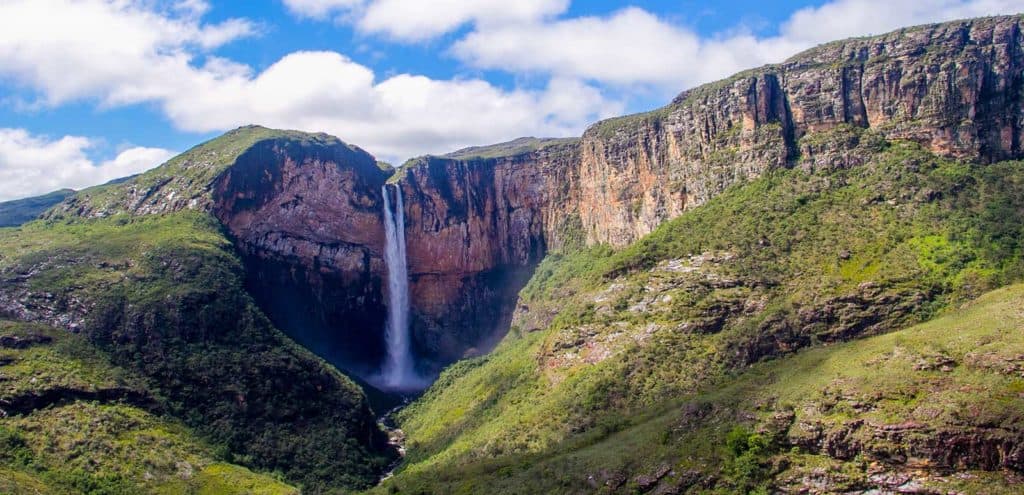 cachoeira tabuleiro em minas gerias