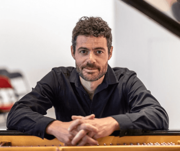 Luke Gullickson picture