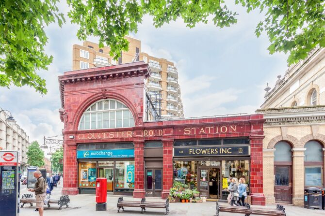 How many people are willing to let out their home when they’re away?