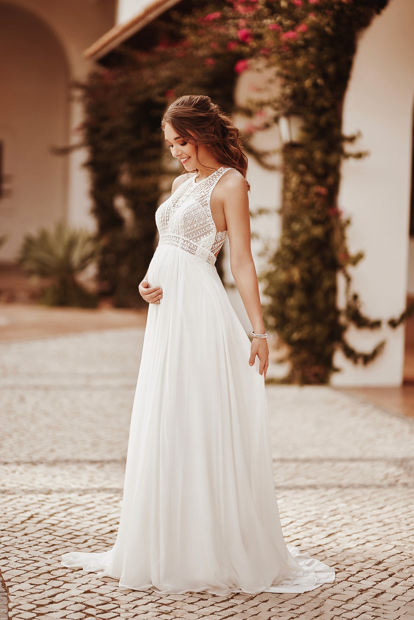 Umstandsbrautmode mit Boho-Stil