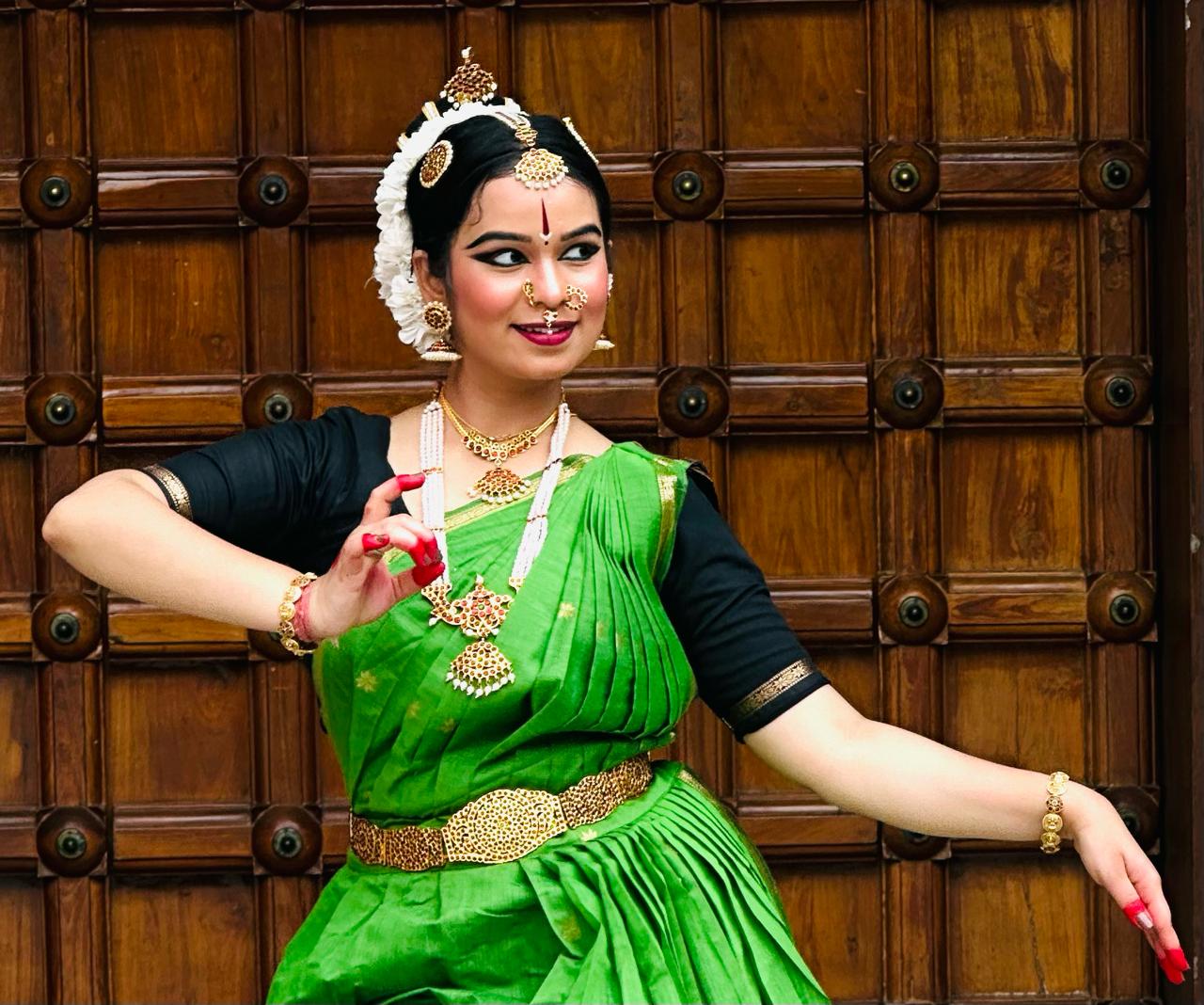 Luxury table