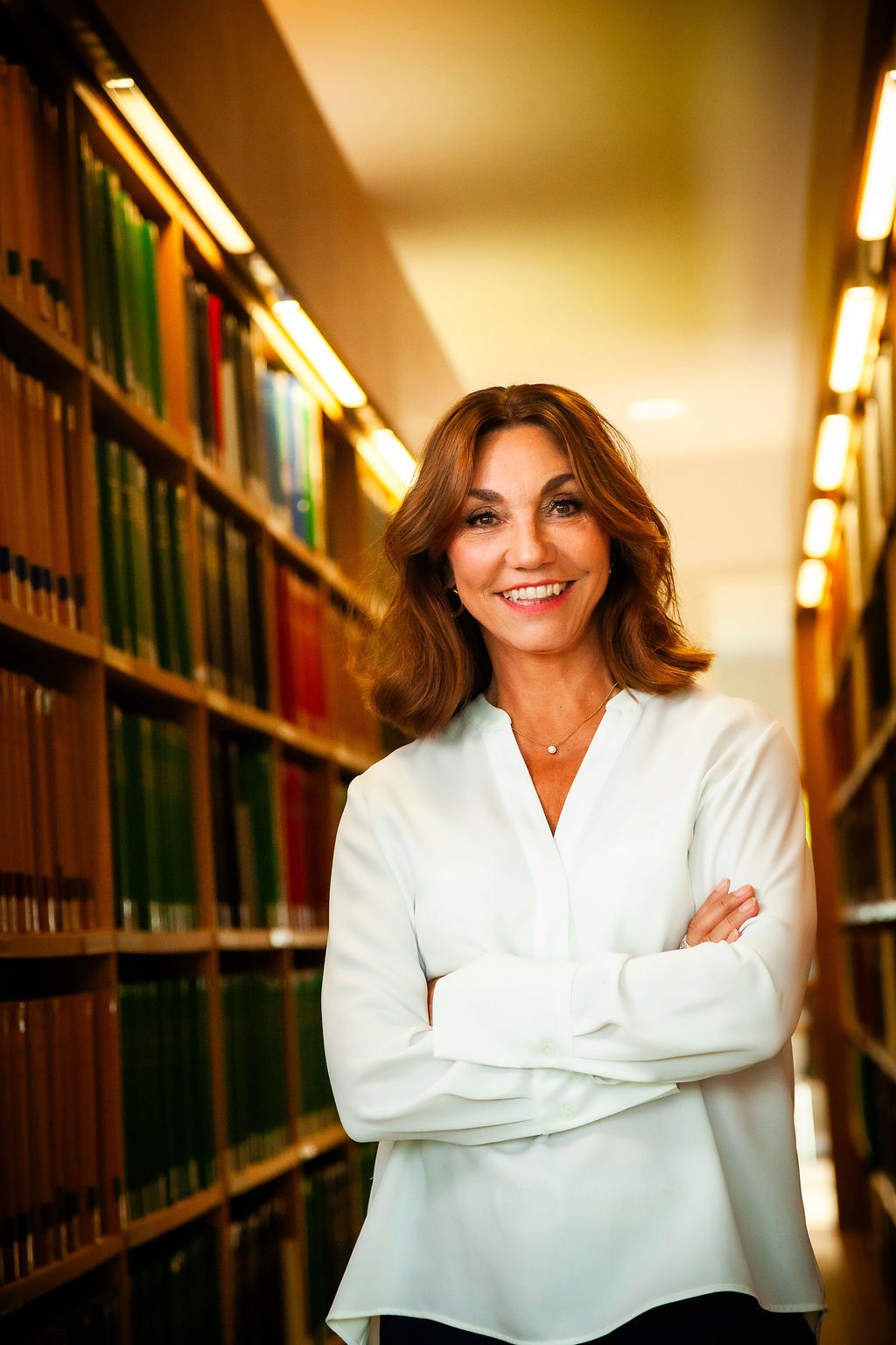 Barbara in der Bibliothek