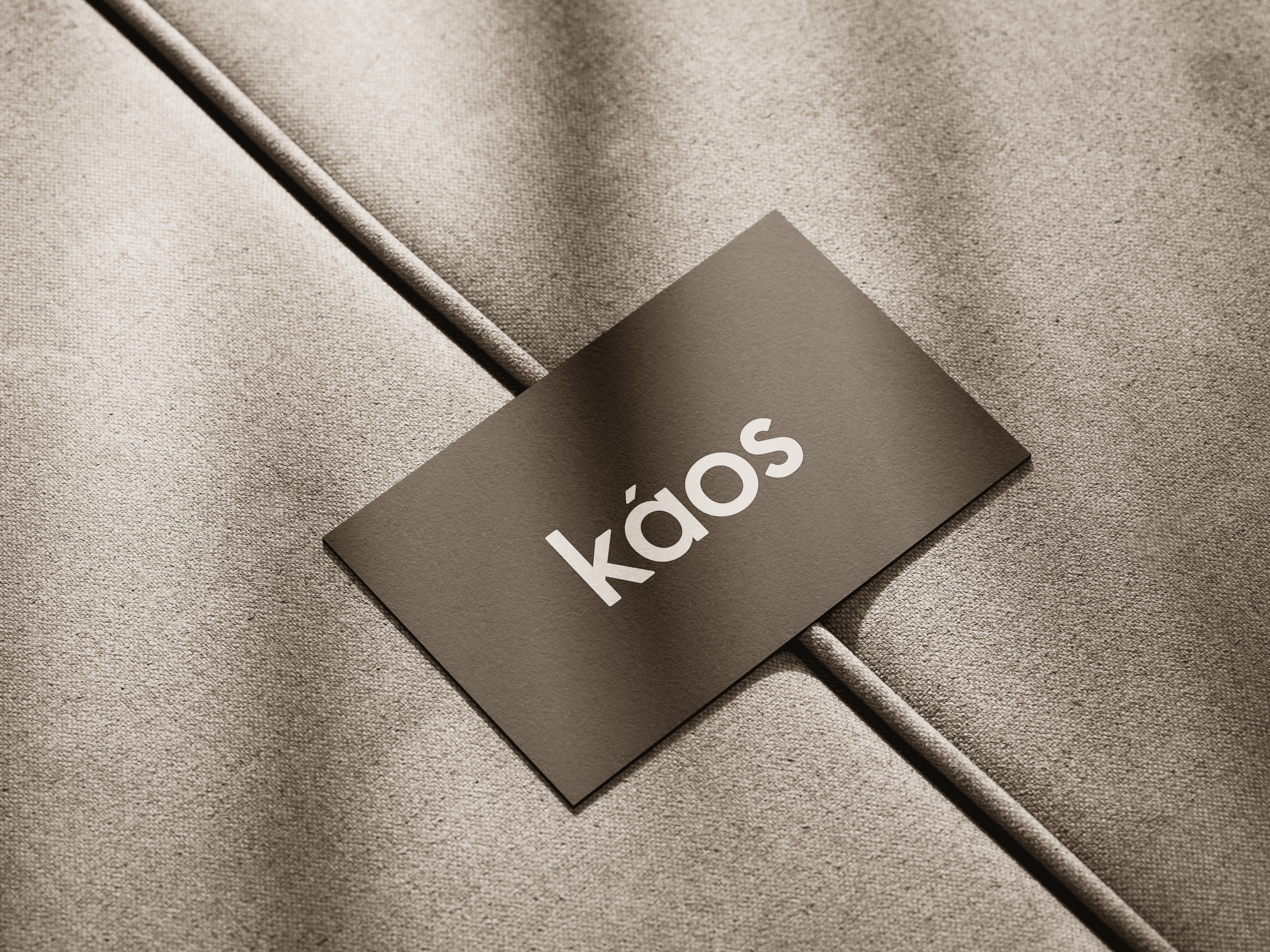 káos project business card mockup