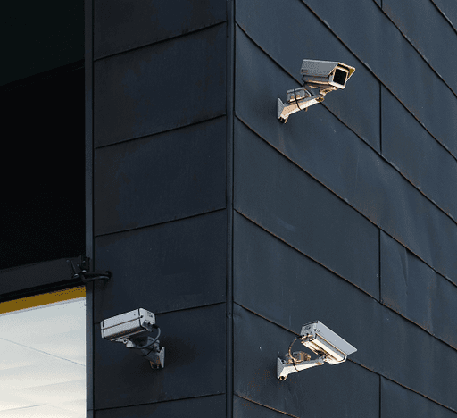 trois camera de surveillance