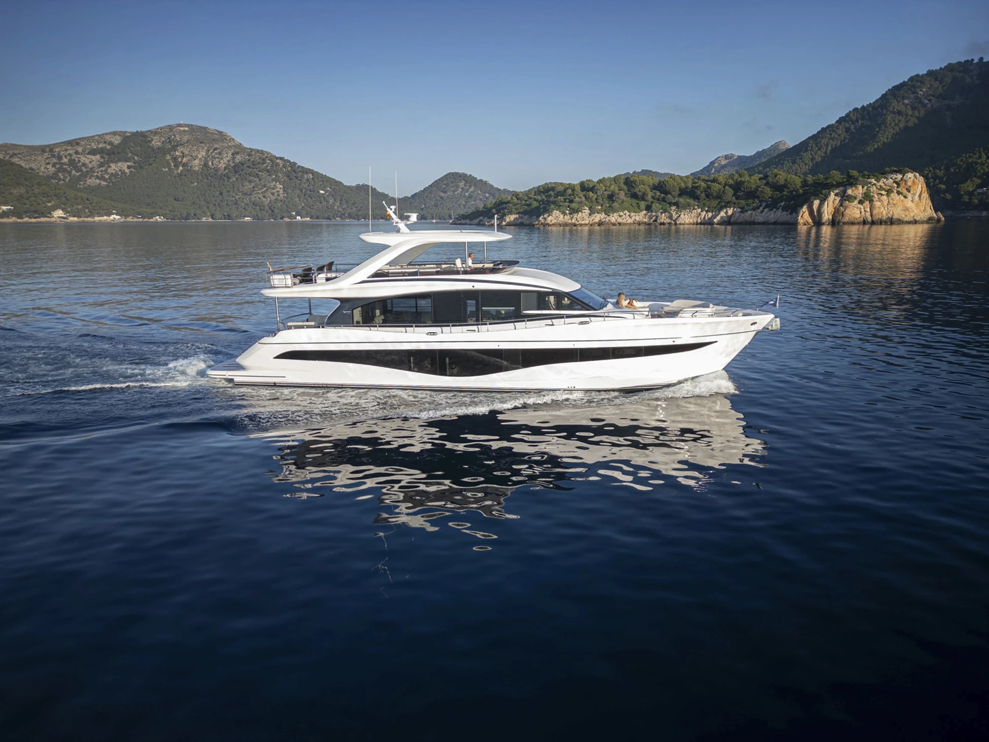 Profile of the Princess Y80